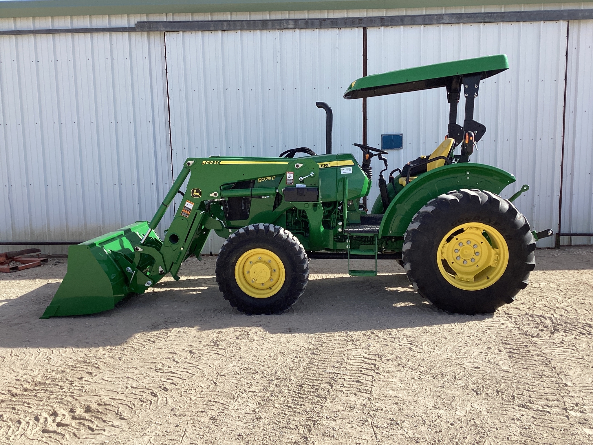 2024 John Deere 5075E Tractor