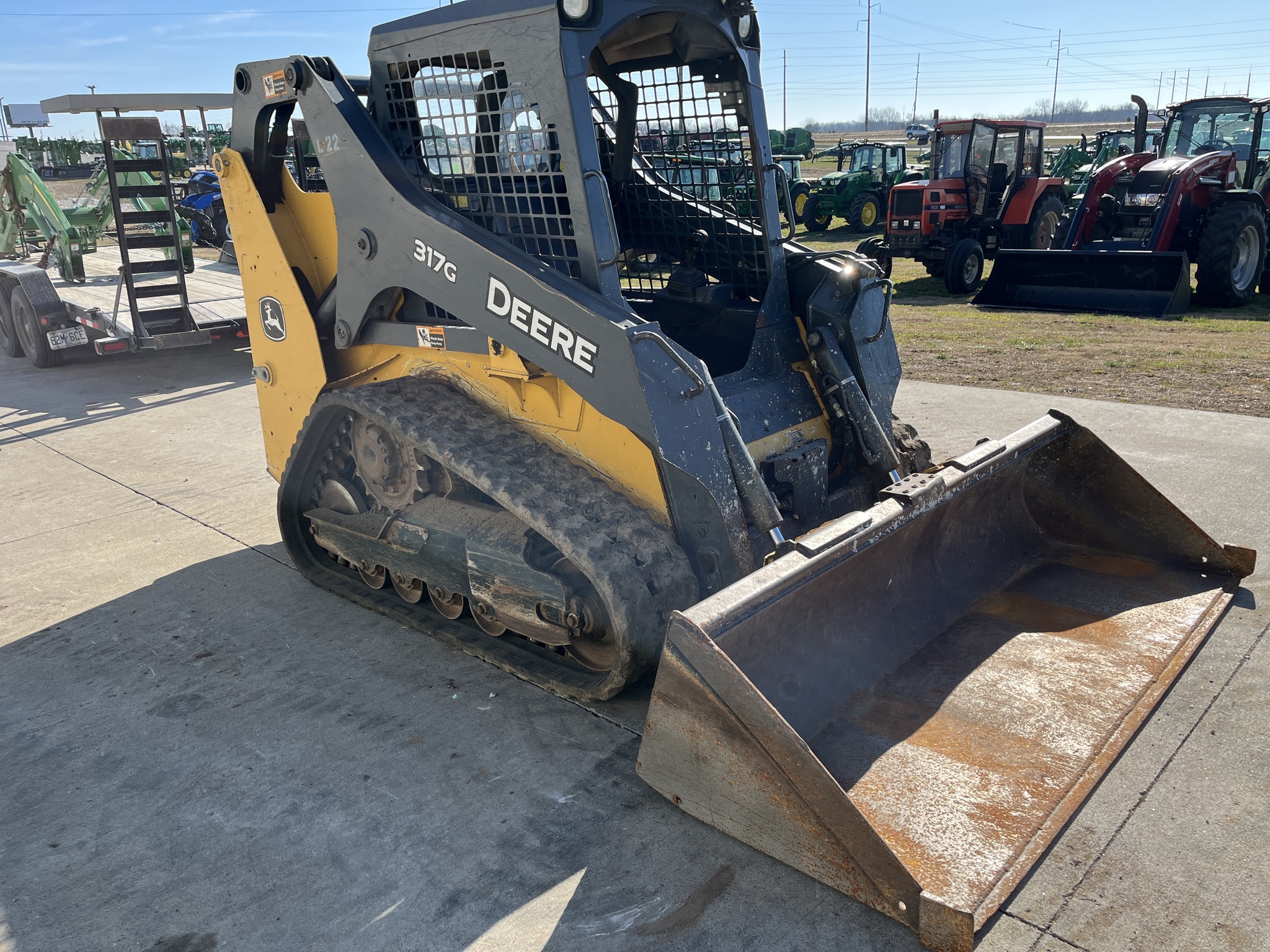 2017 Deere 317G Skid Steer