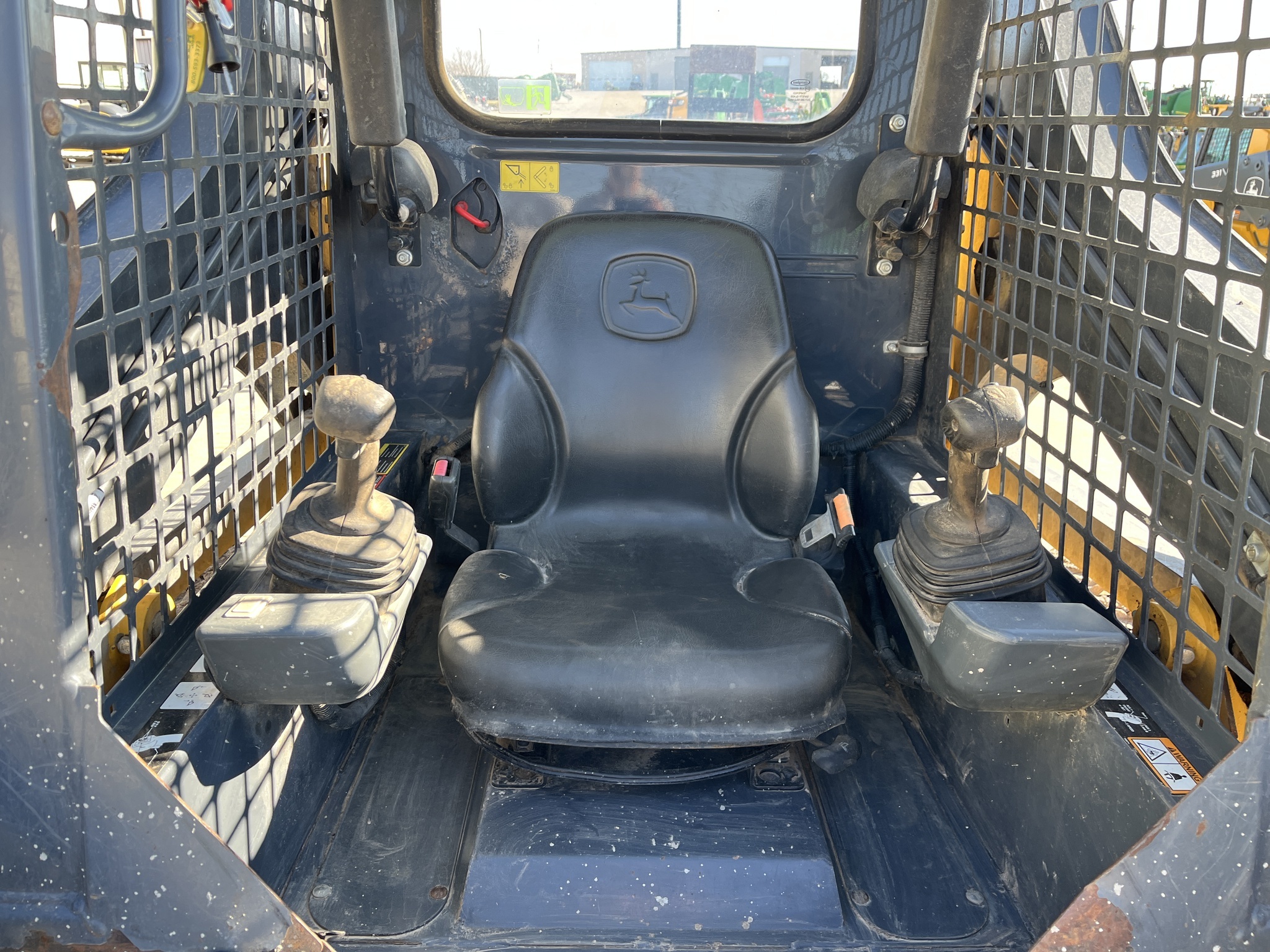 2017 Deere 317G Skid Steer