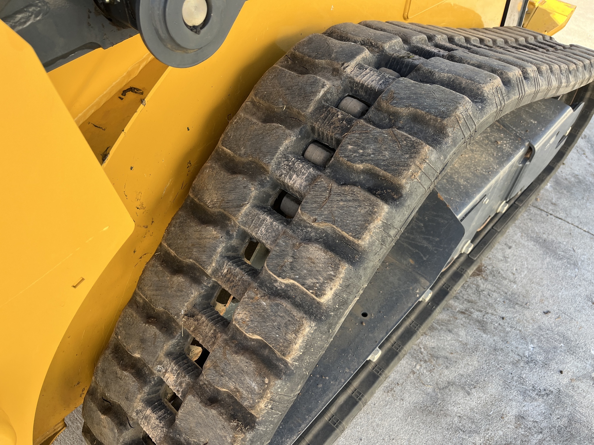 2024 Deere 317G Skid Steer