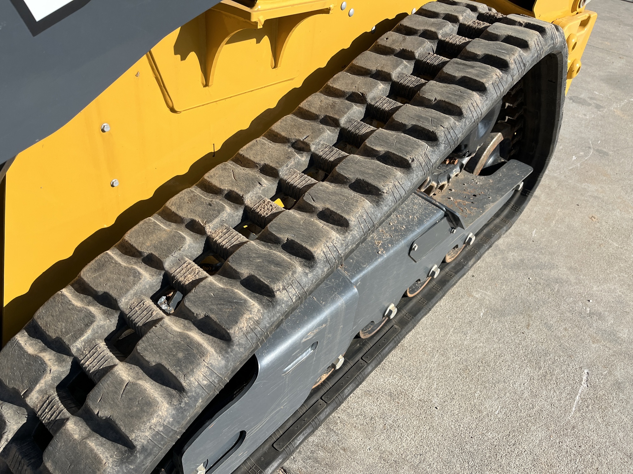 2024 Deere 317G Skid Steer
