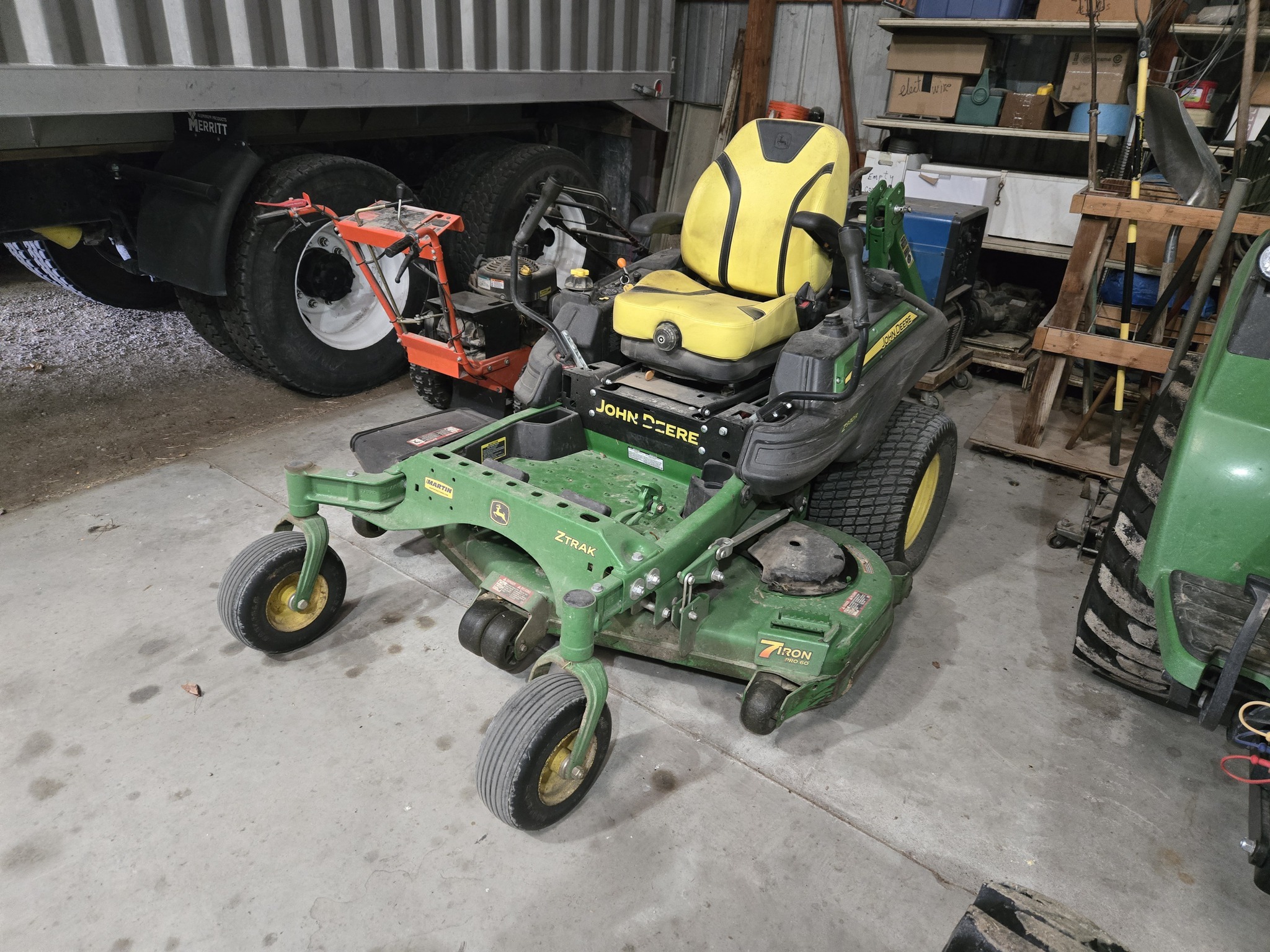2020 John Deere Z930R Lawn Mower