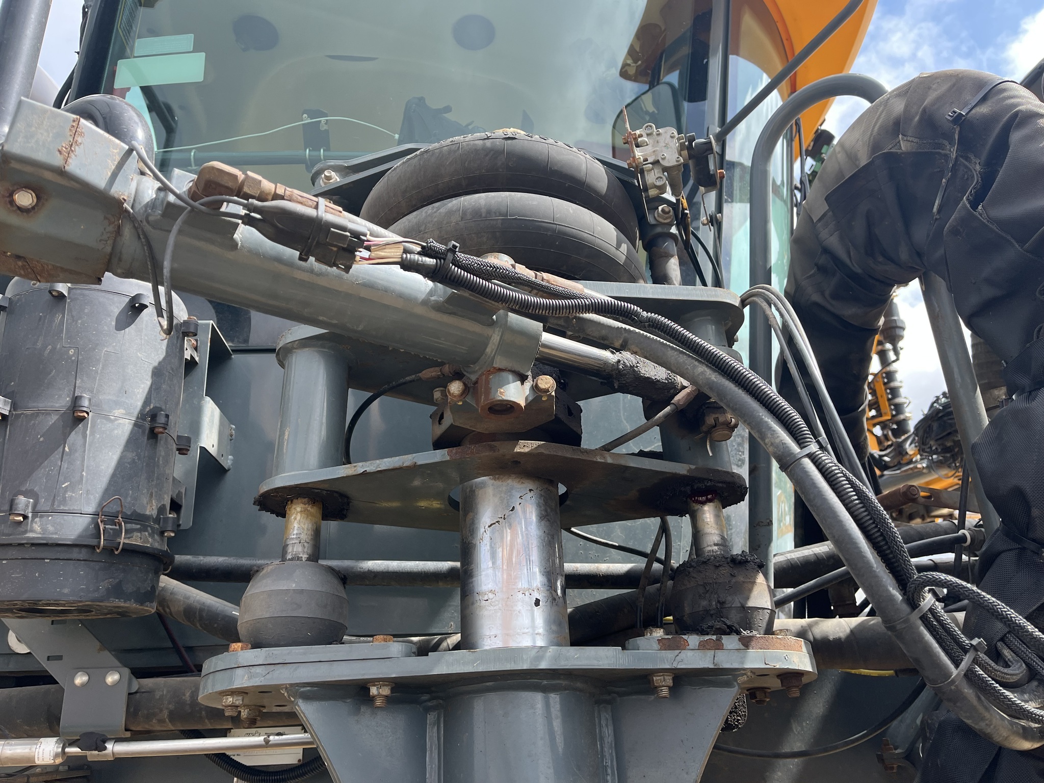 2021 Hagie STS16 Self-Propelled Sprayer