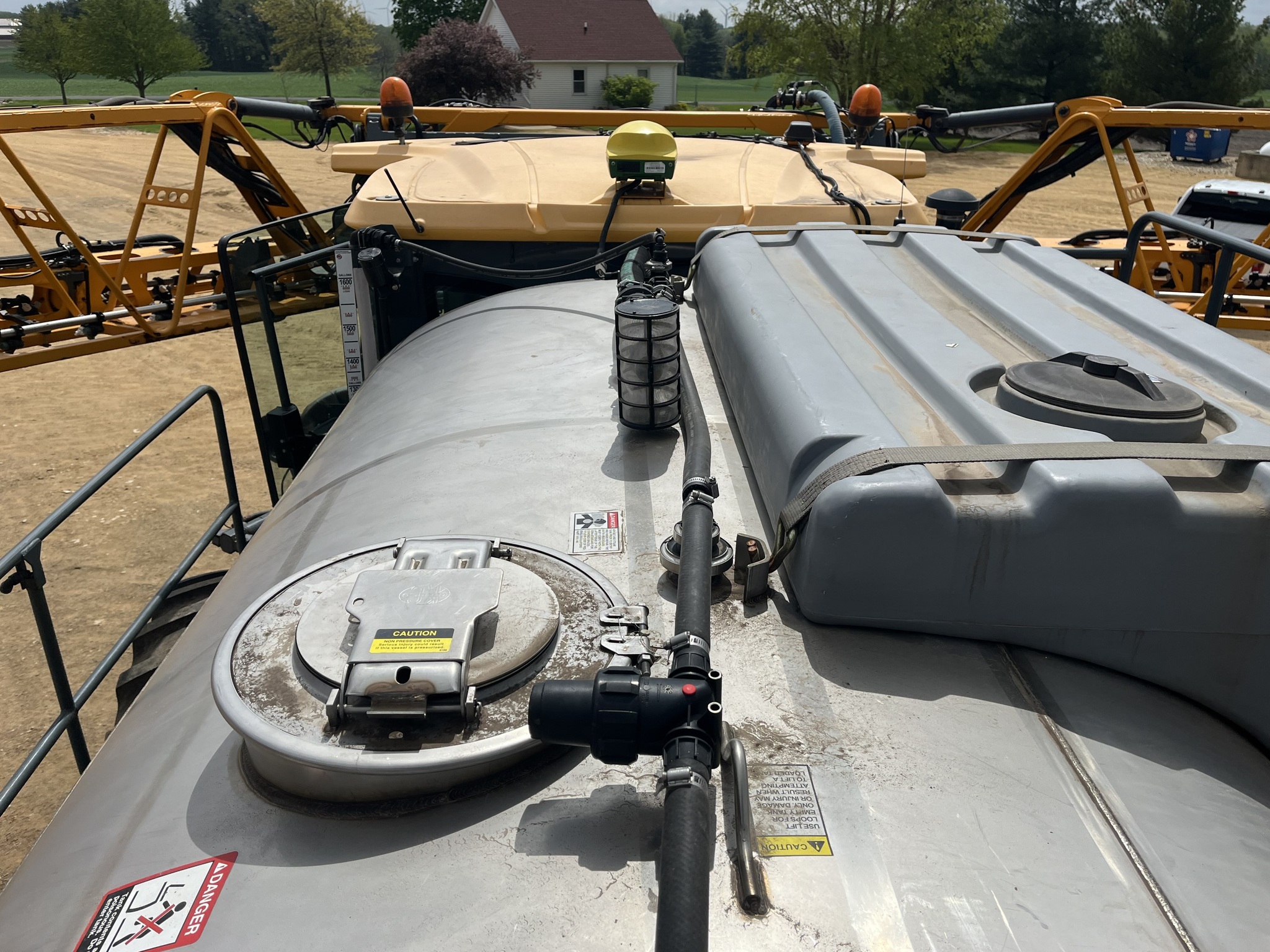 2021 Hagie STS16 Self-Propelled Sprayer