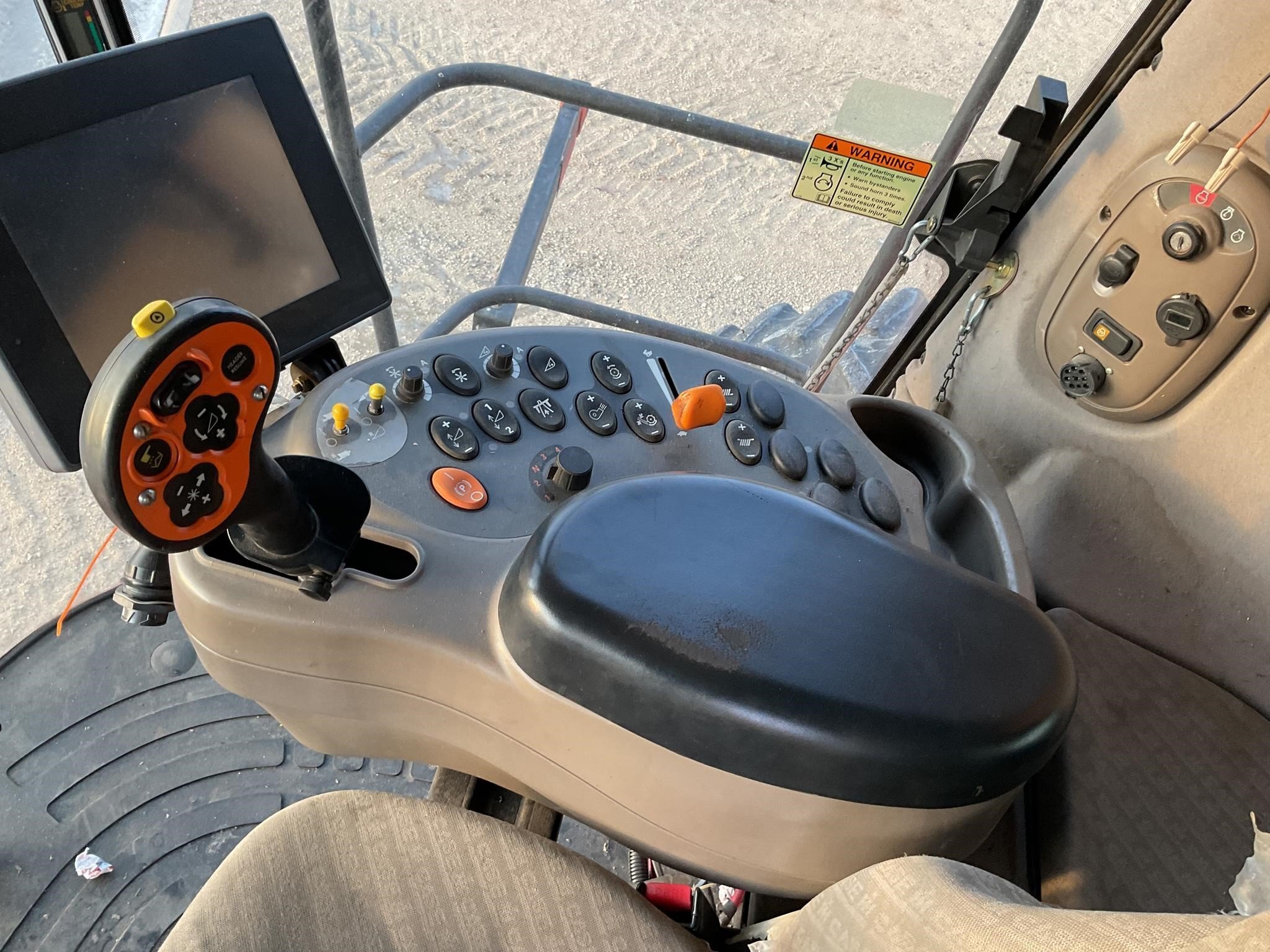 2005 Case IH 8010 Combine