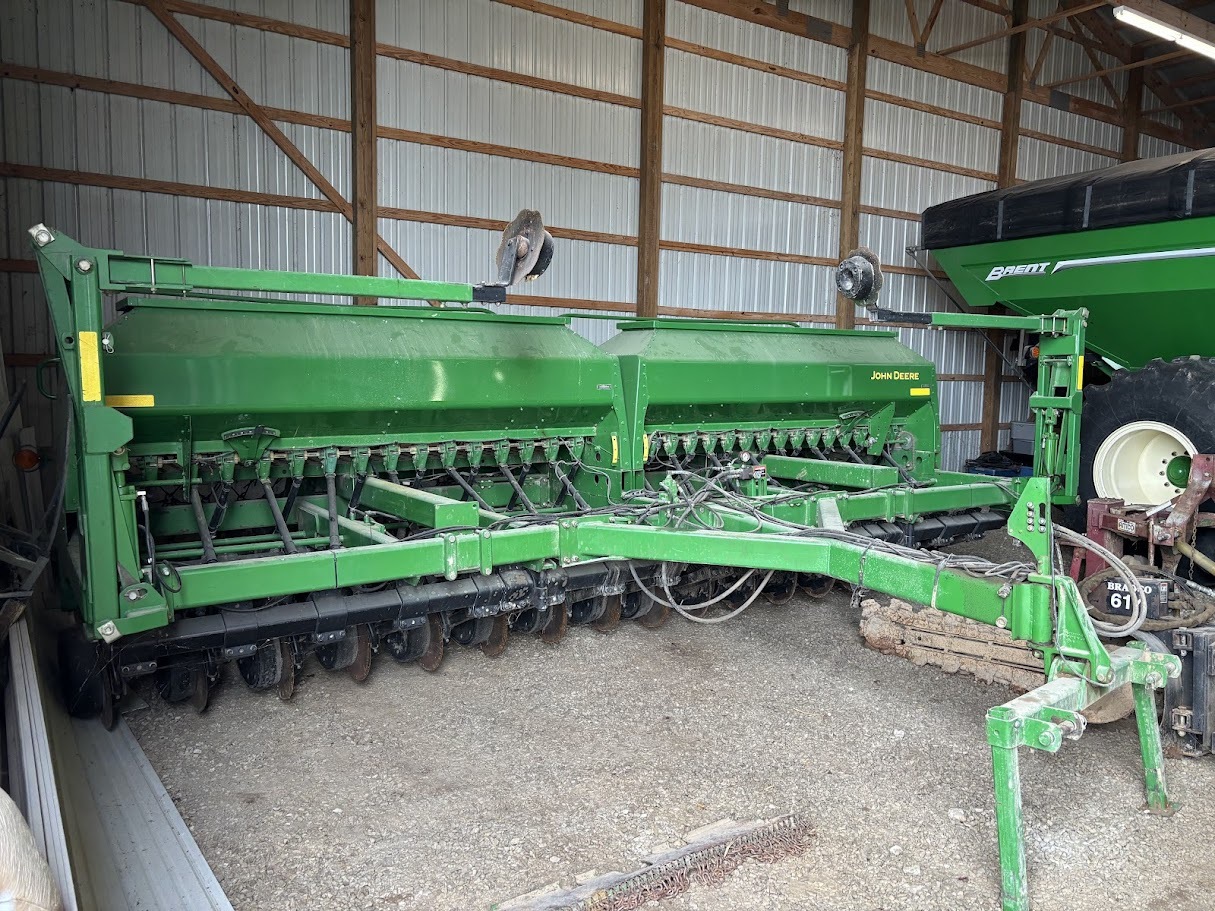 2003 John Deere 1590 Drill