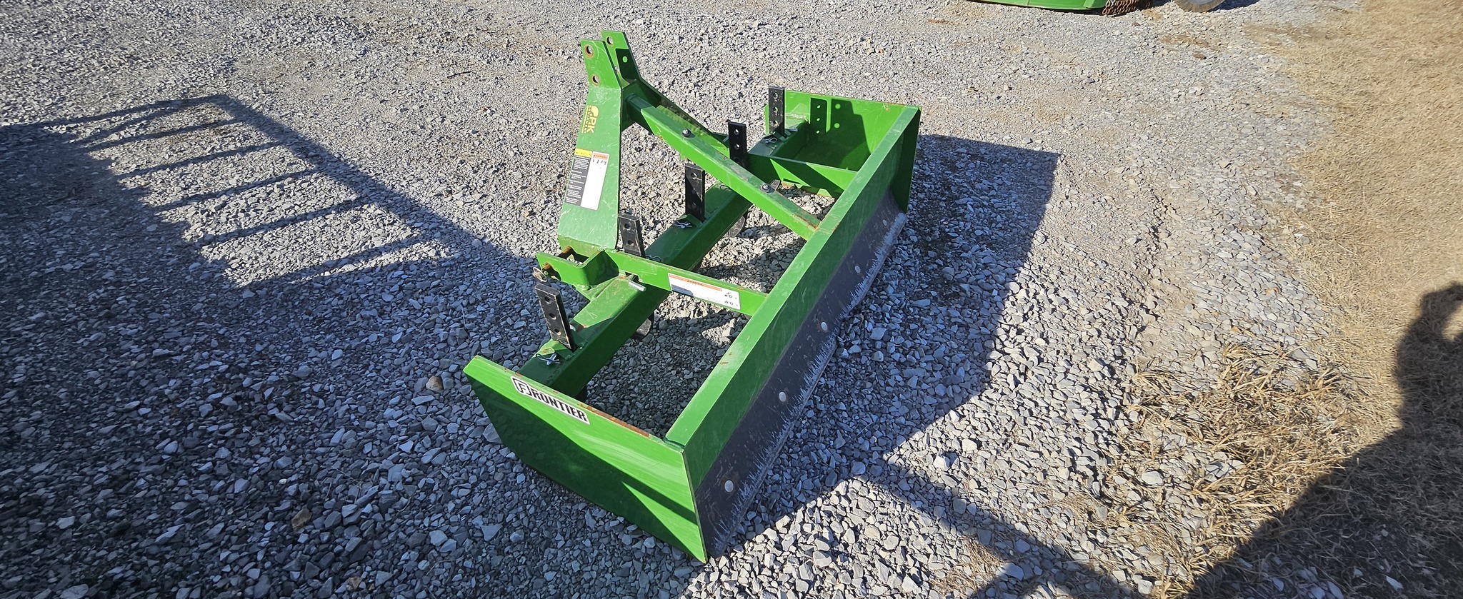 2022 Frontier BB5060 Blade