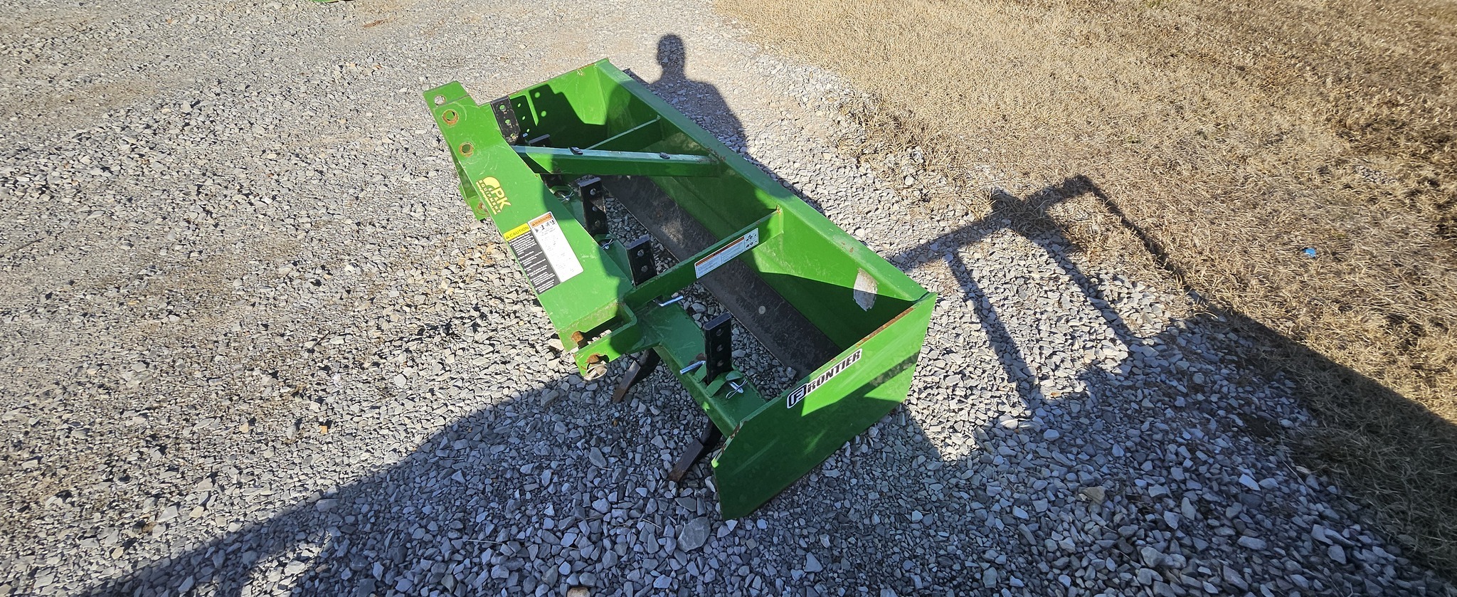 2022 Frontier BB5060 Blade