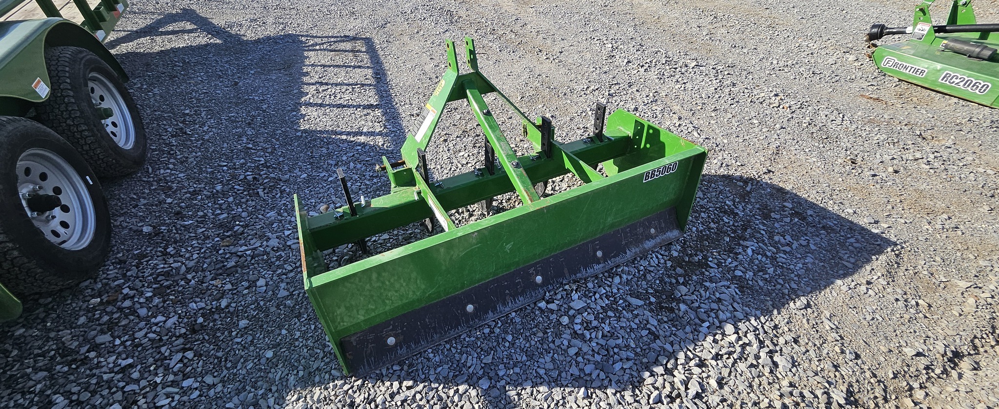 2022 Frontier BB5060 Blade