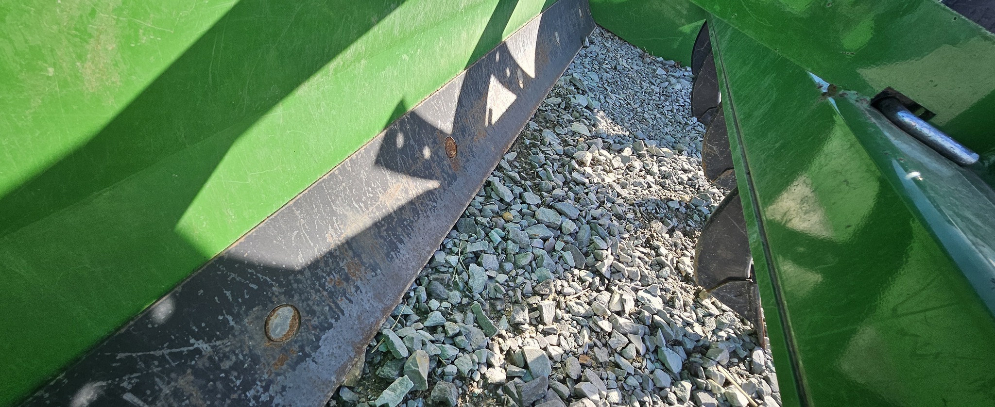 2022 Frontier BB5060 Blade