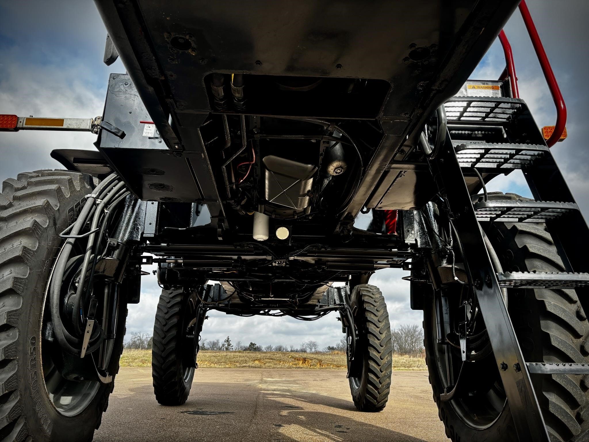 2019 Case IH TRIDENT 5550 Self-Propelled Sprayer