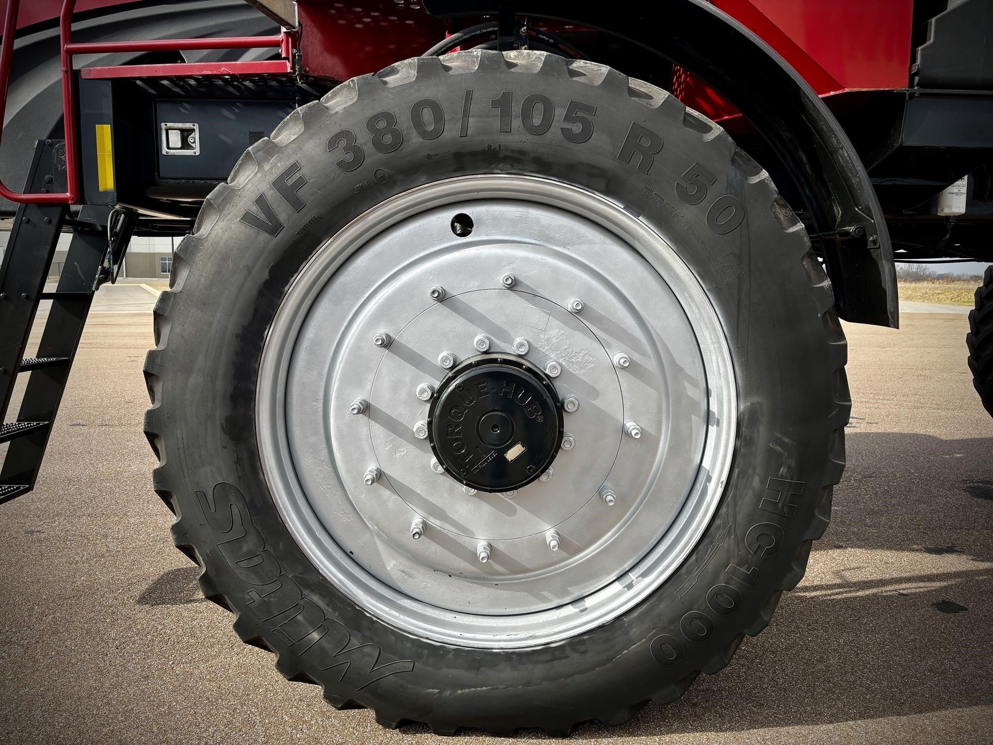 2019 Case IH TRIDENT 5550 Self-Propelled Sprayer