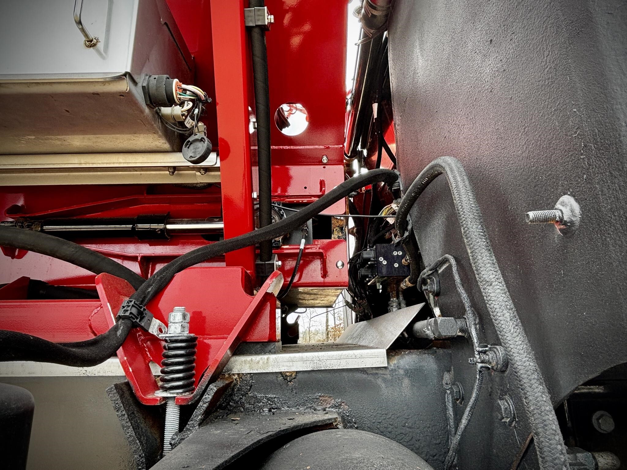 2019 Case IH TRIDENT 5550 Self-Propelled Sprayer