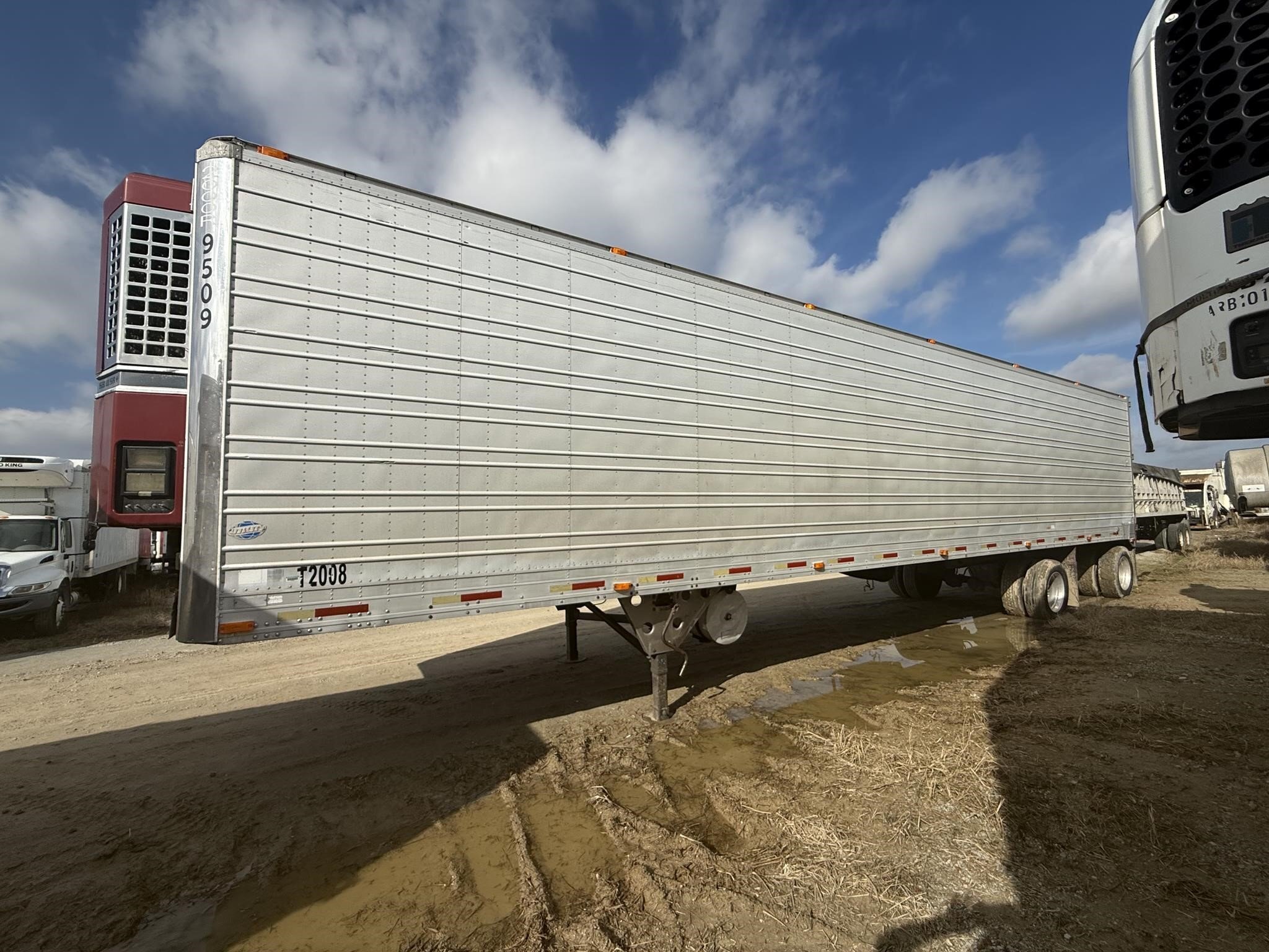 1998 Utility 48 FT SPREAD AXLE REEFER Box Trucks/Trailer