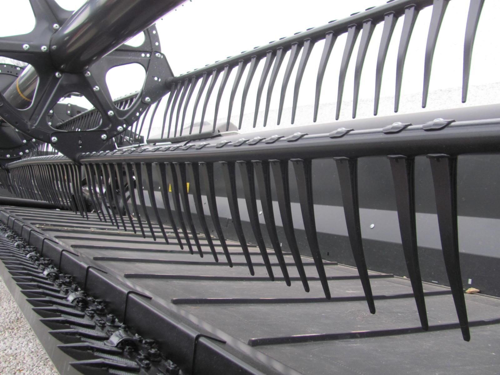 2018 MacDon FD140 Platform