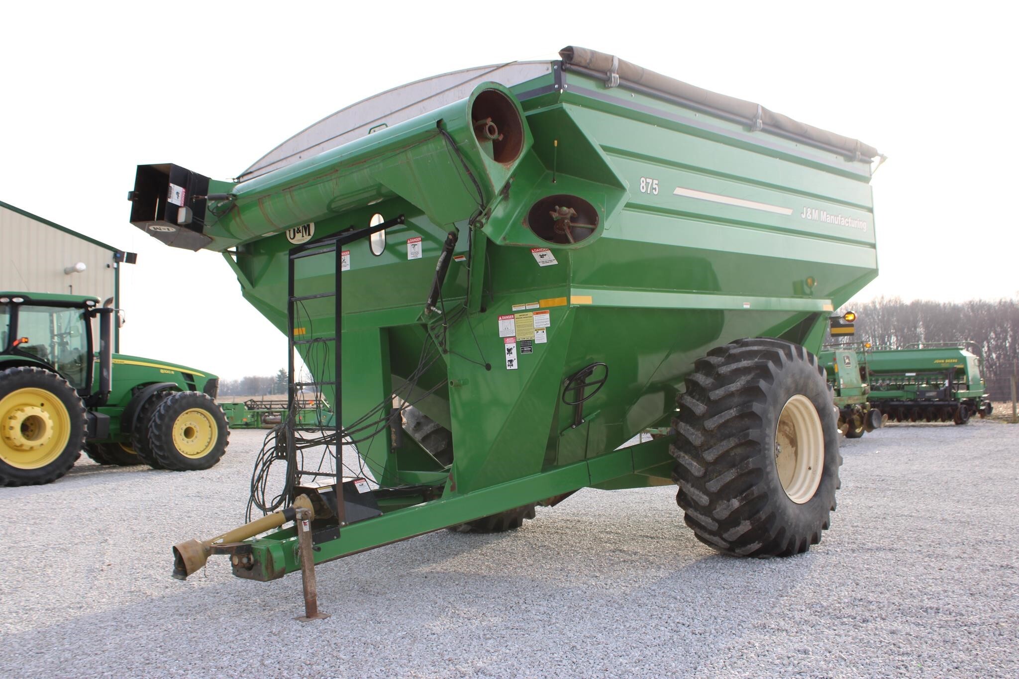  J&M 875-18 Grain Cart