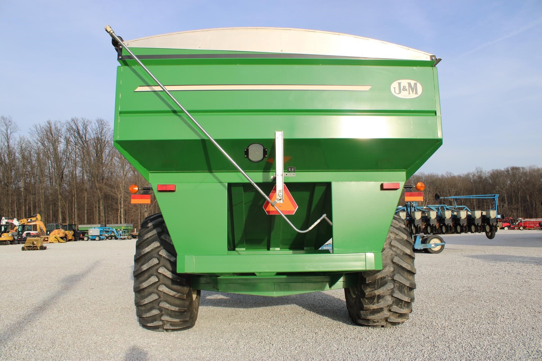  J&M 875-18 Grain Cart