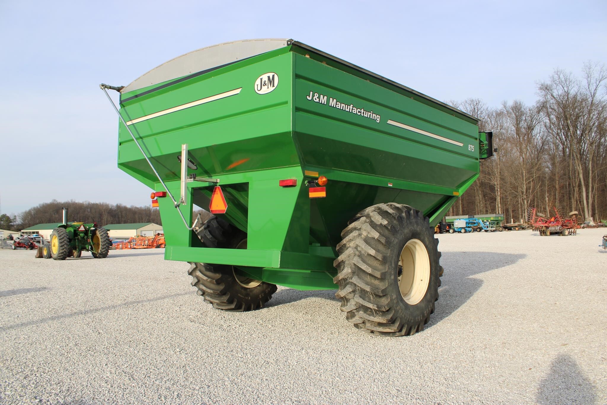  J&M 875-18 Grain Cart