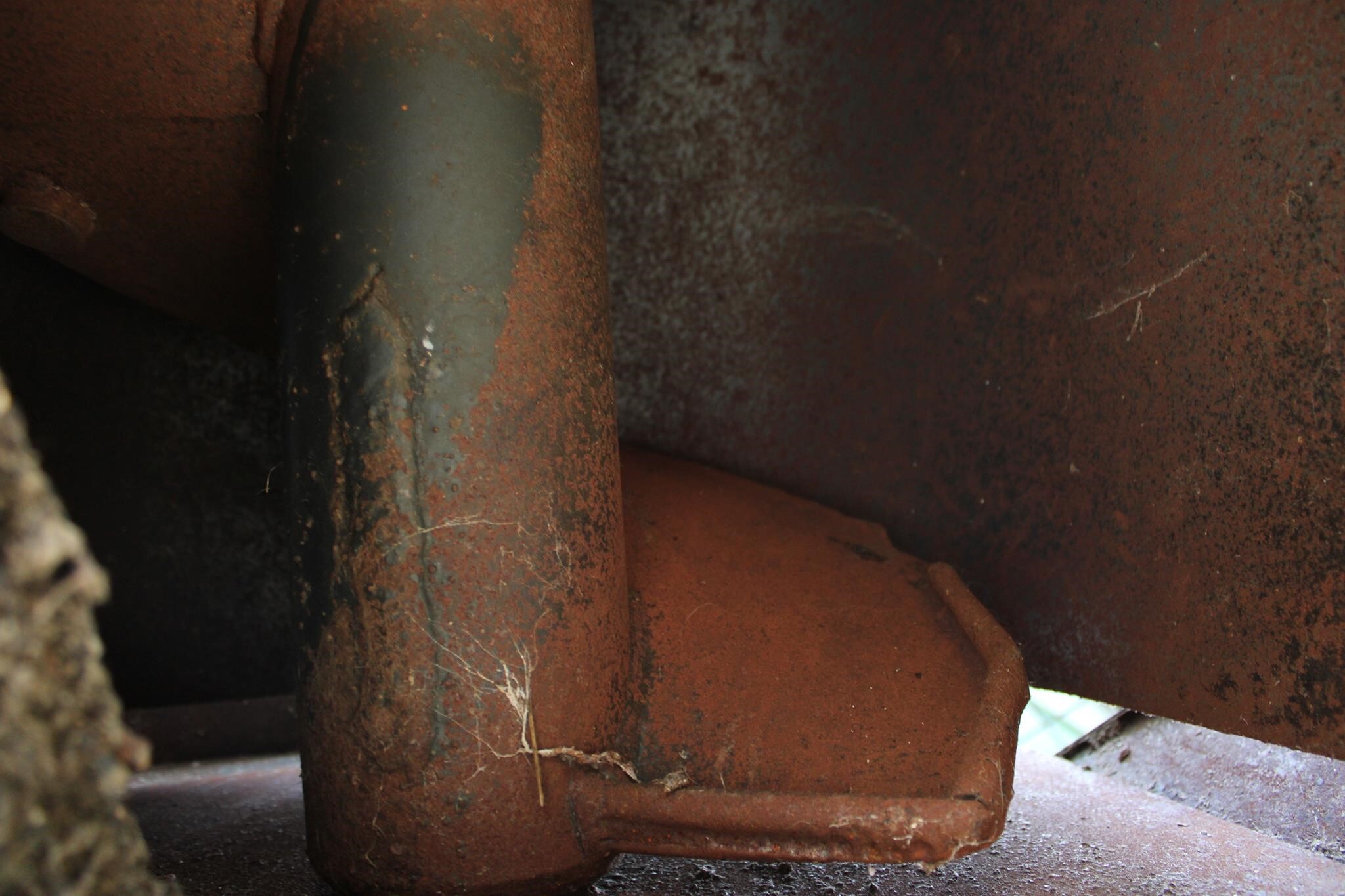  J&M 875-18 Grain Cart