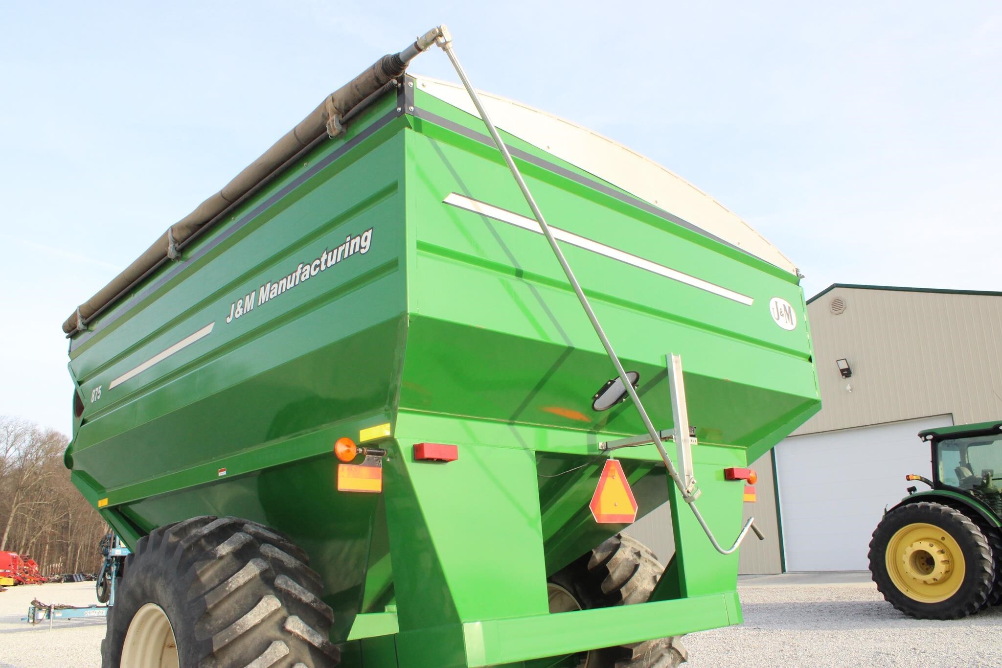  J&M 875-18 Grain Cart