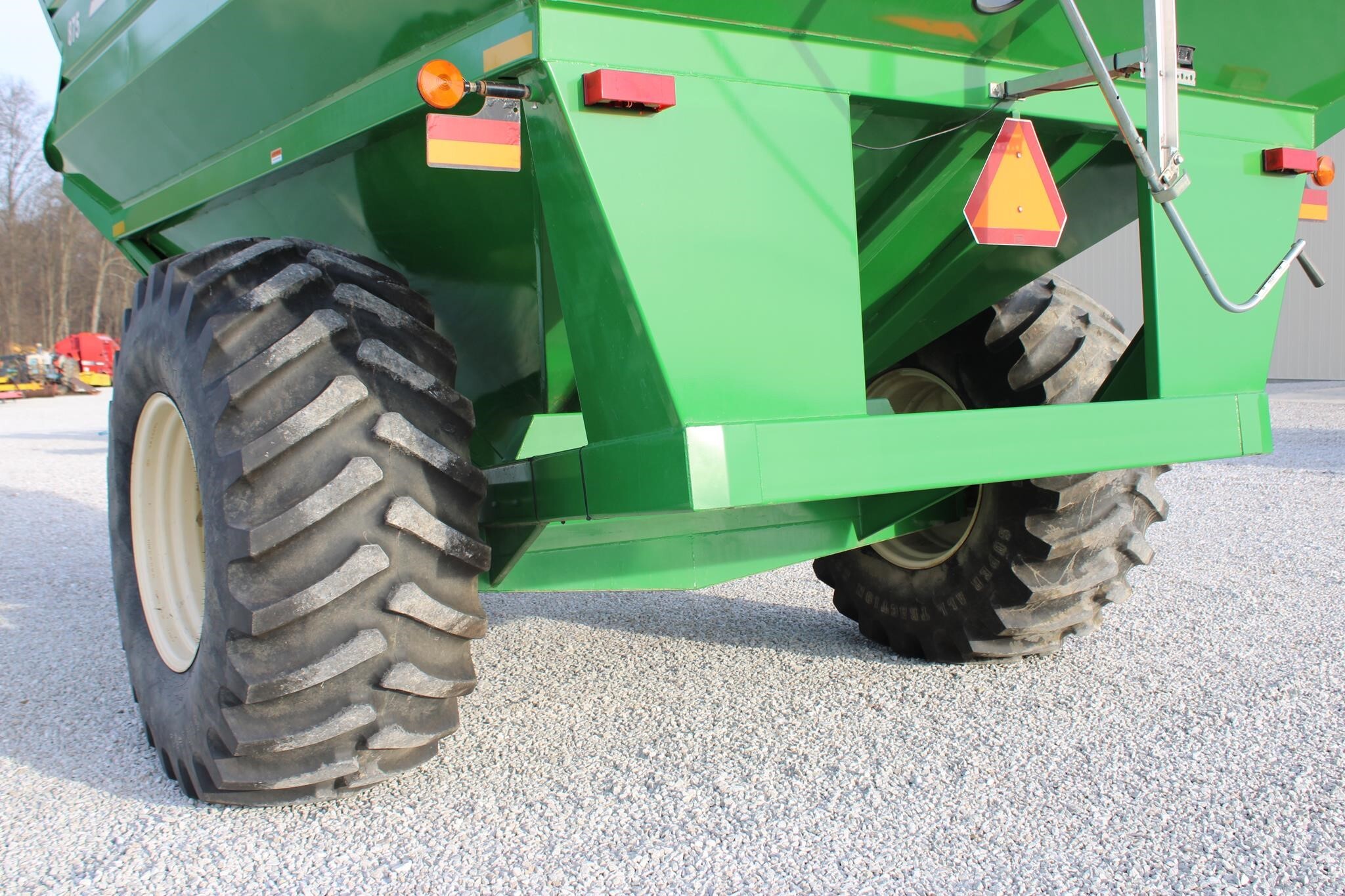  J&M 875-18 Grain Cart