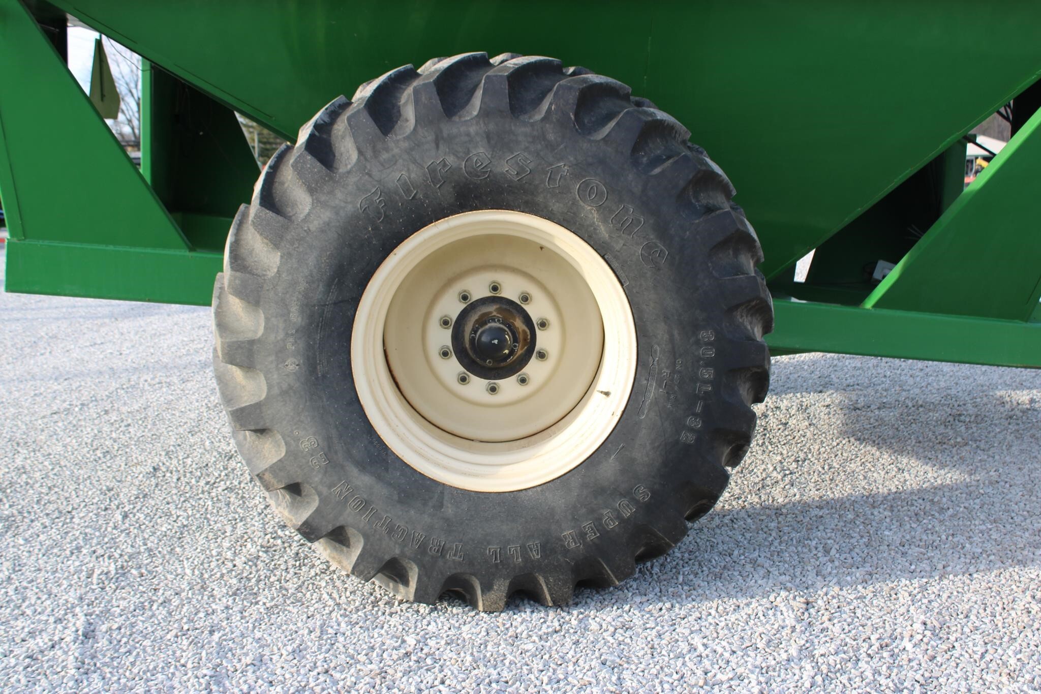  J&M 875-18 Grain Cart