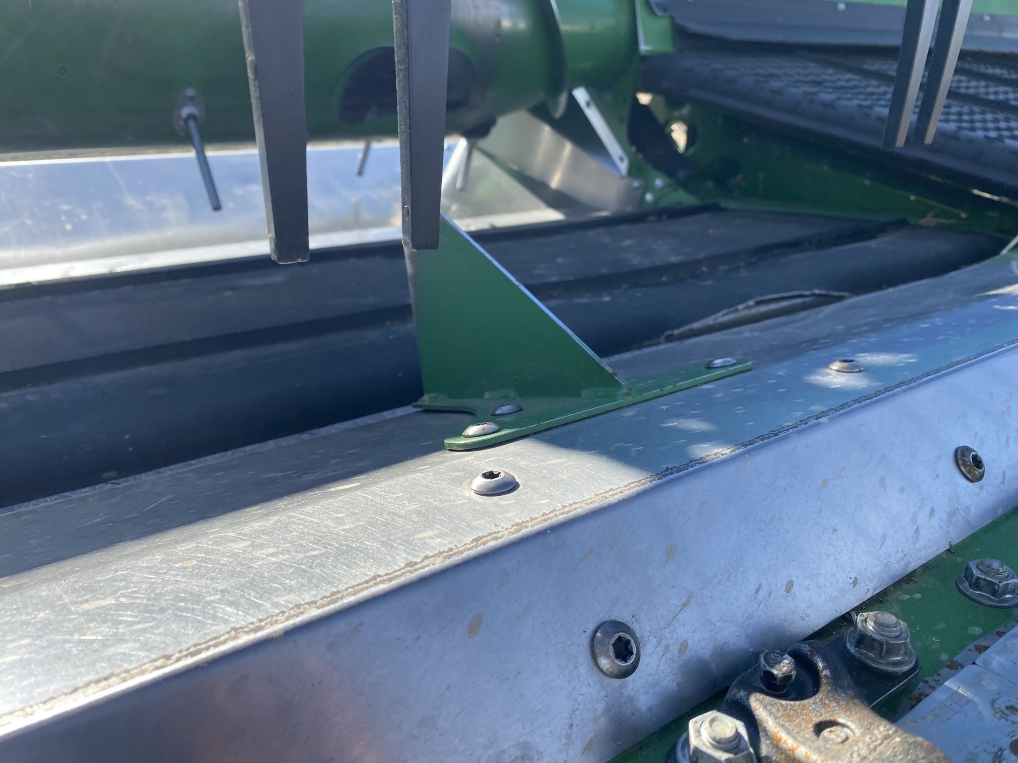 2022 John Deere HD50F Platform