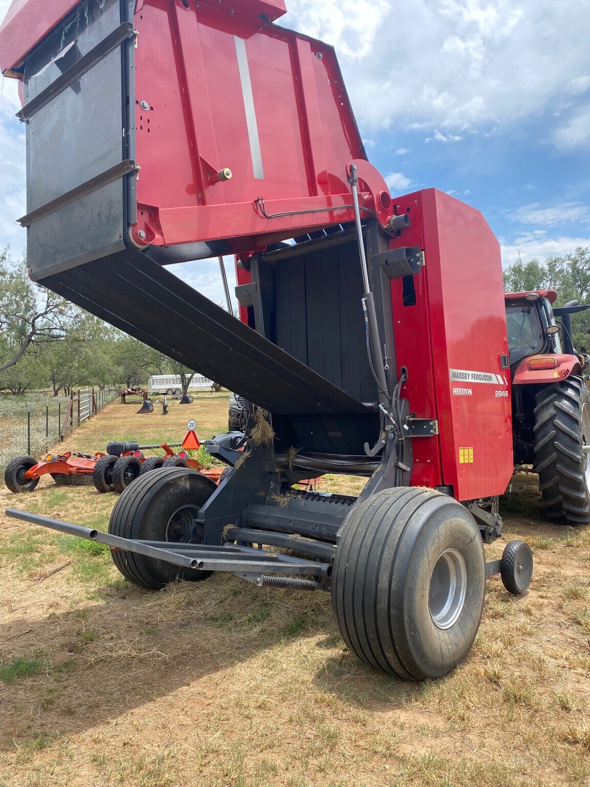 2022 Massey Ferguson 2946 Round Baler
