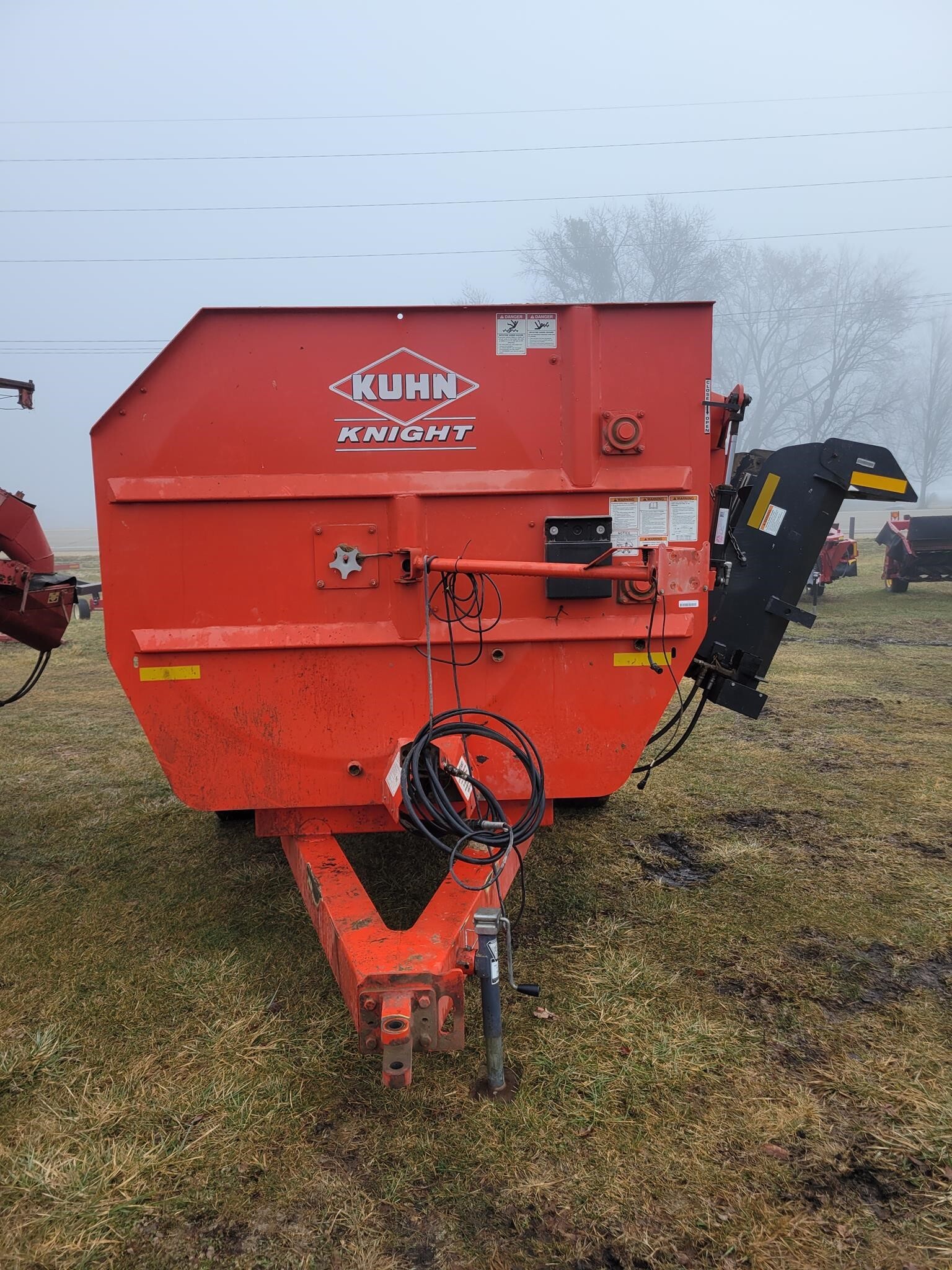 2013 Kuhn Knight RA136 Grinders and Mixer