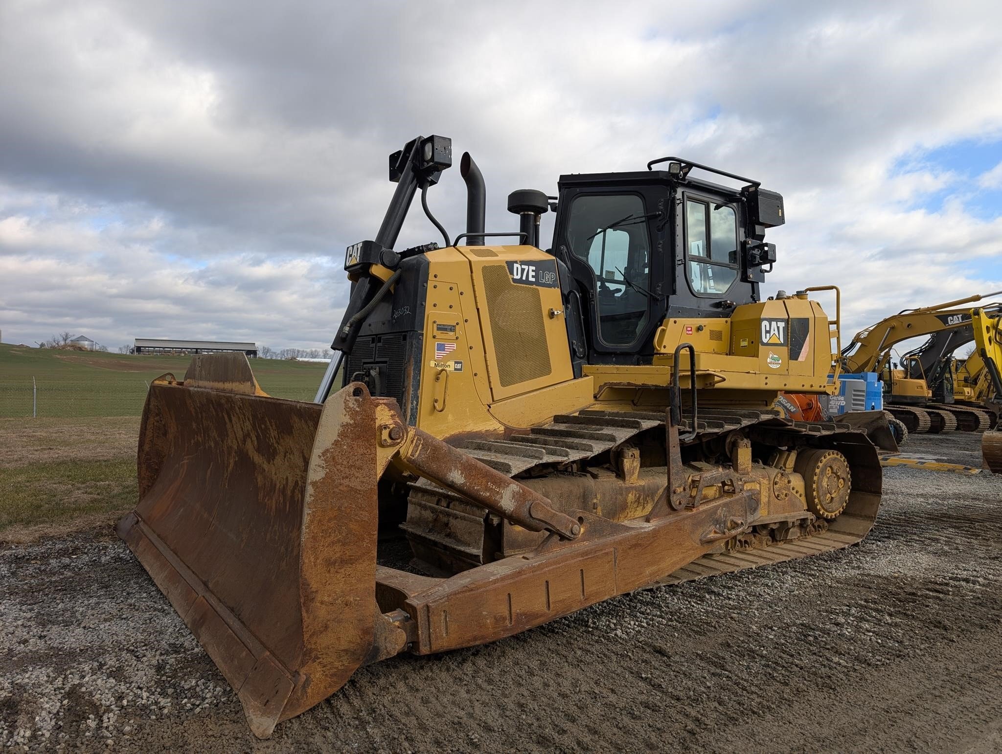 2015 Caterpillar D7E LGP Dozer