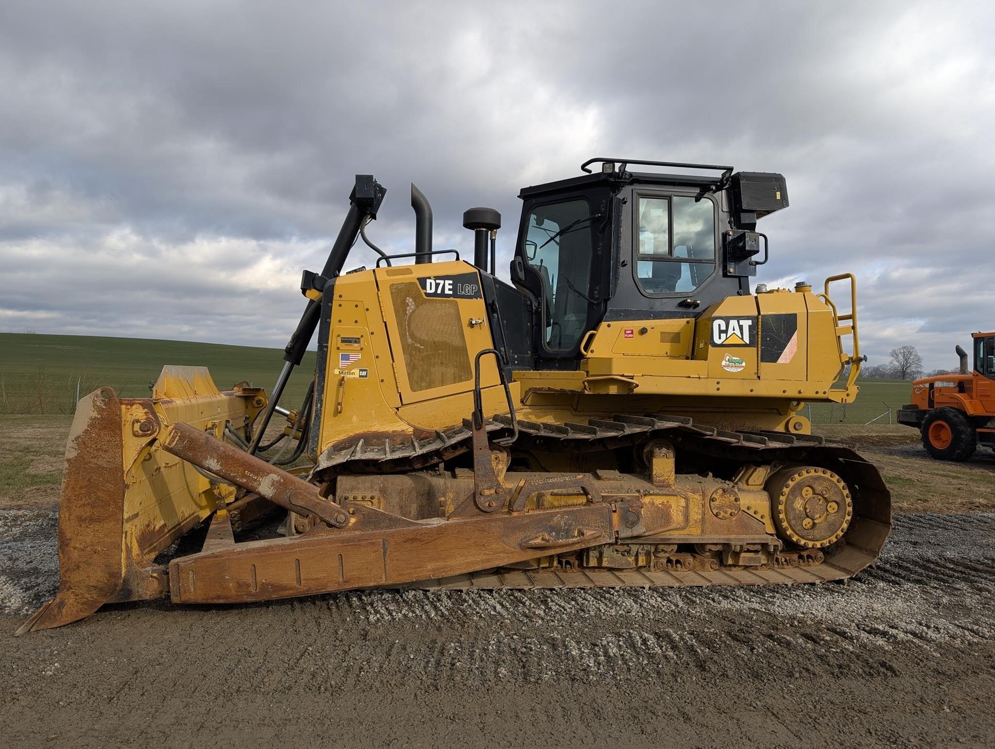 2015 Caterpillar D7E LGP Dozer