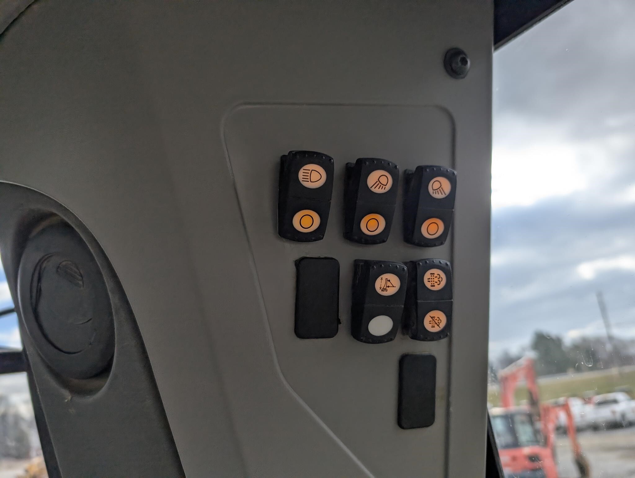 2015 Caterpillar D7E LGP Dozer