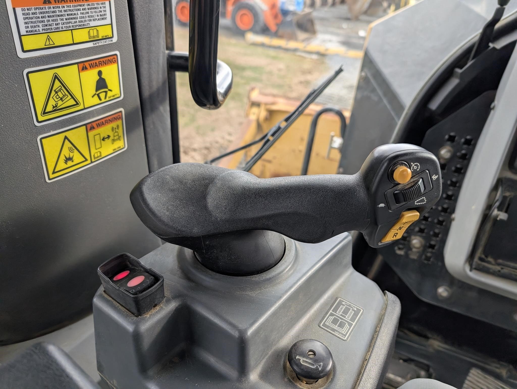 2015 Caterpillar D7E LGP Dozer