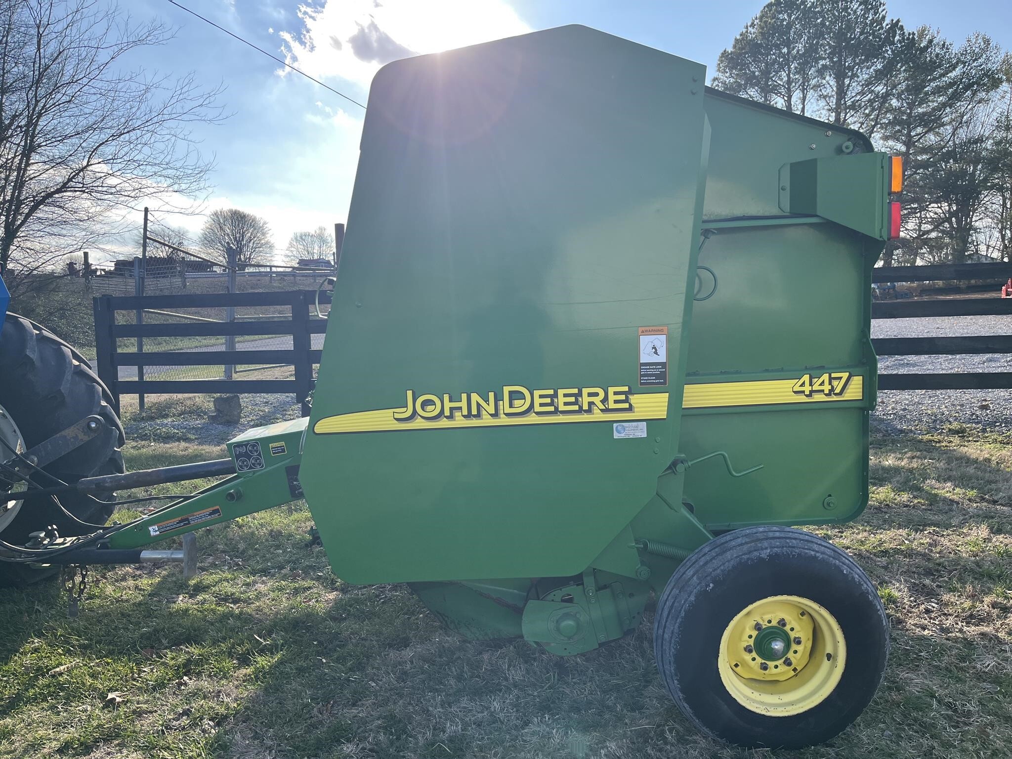 2003 John Deere 447 Round Baler