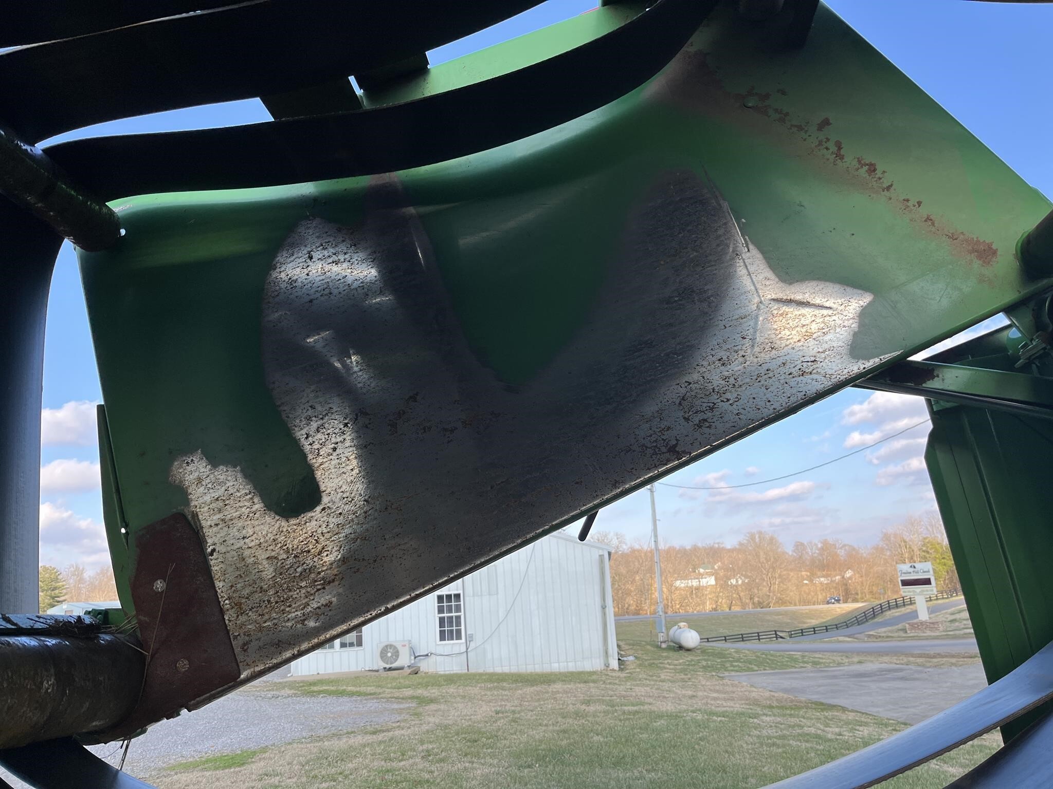 2003 John Deere 447 Round Baler