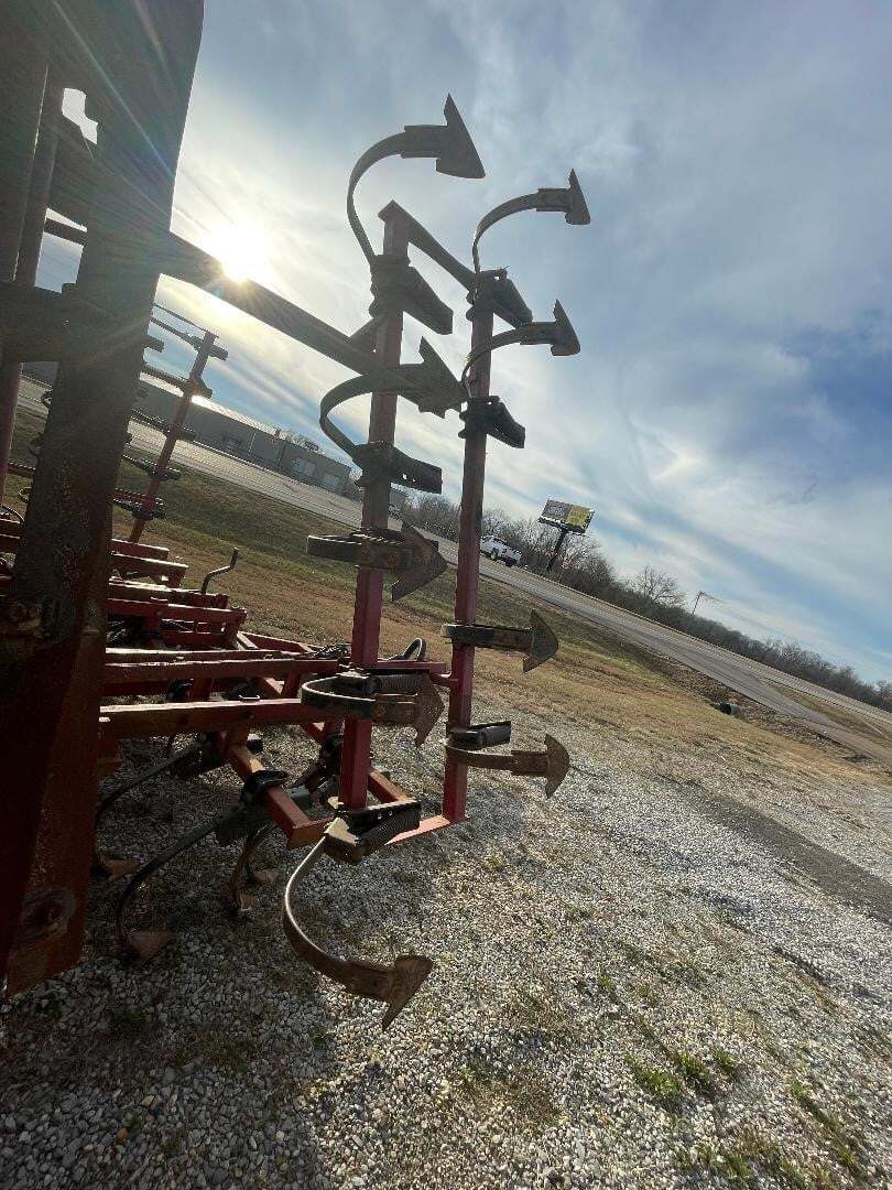  Case IH 568 Vertical Tillage