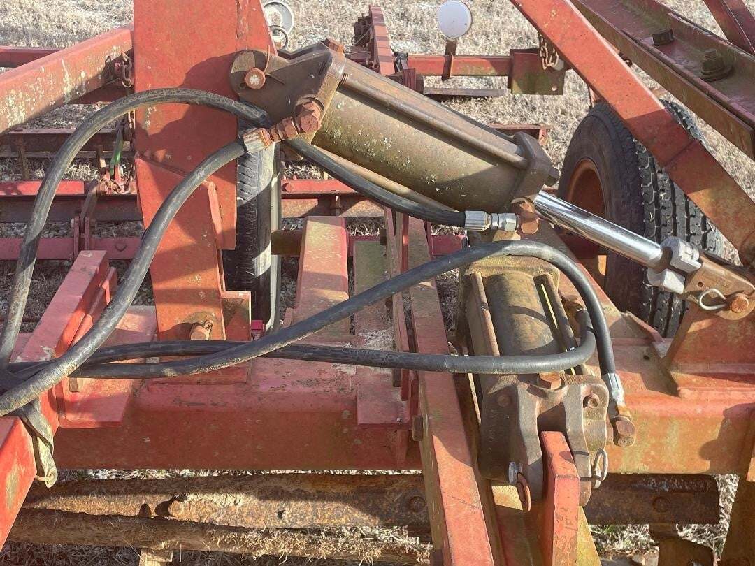  Case IH 568 Vertical Tillage