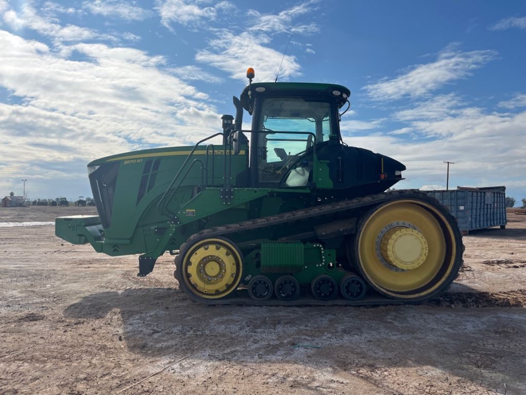 2018 John Deere 9570RT Tractor