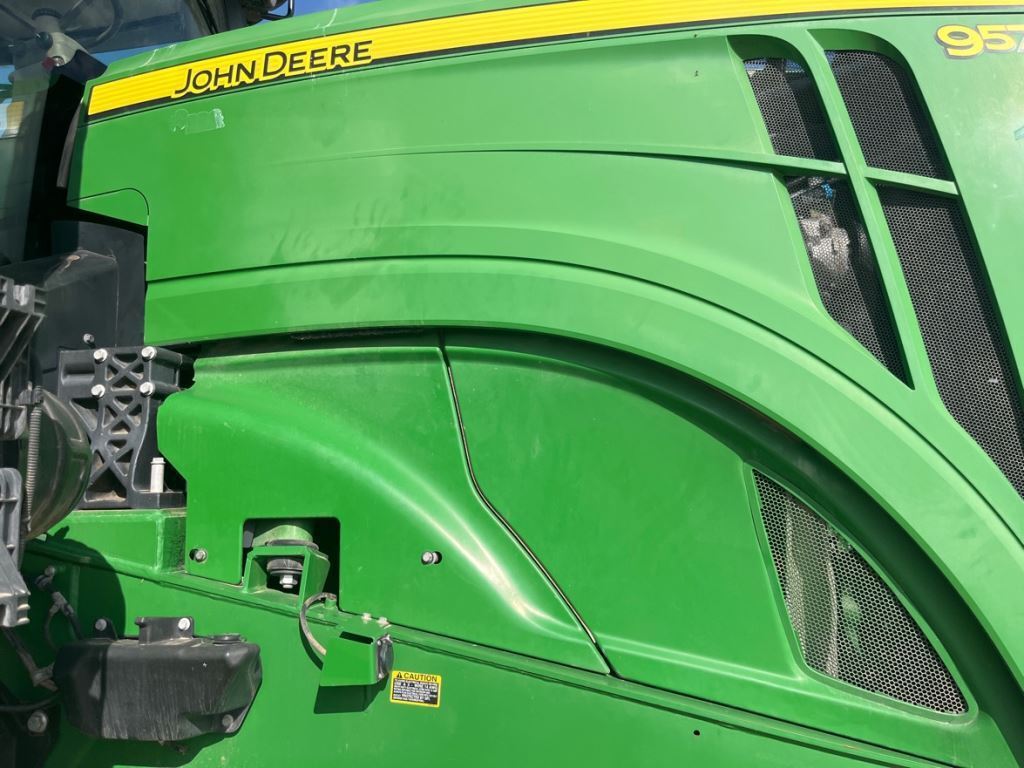 2018 John Deere 9570RT Tractor