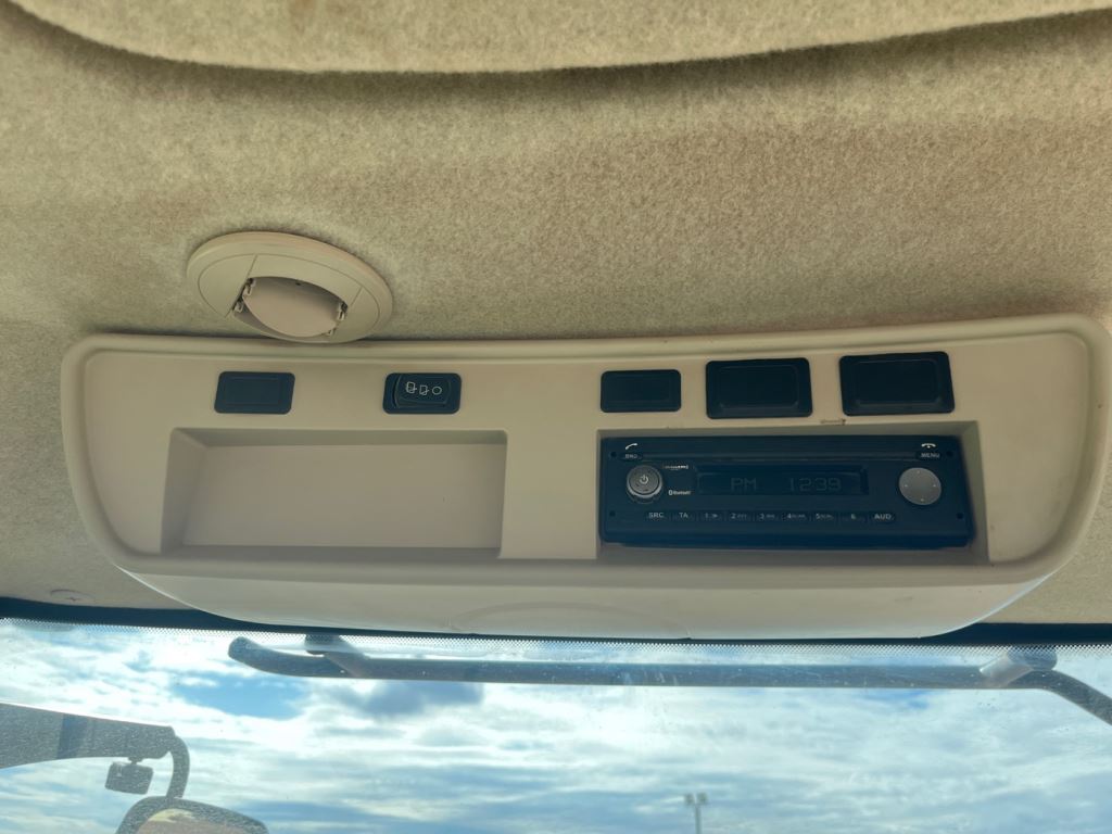 2018 John Deere 9570RT Tractor