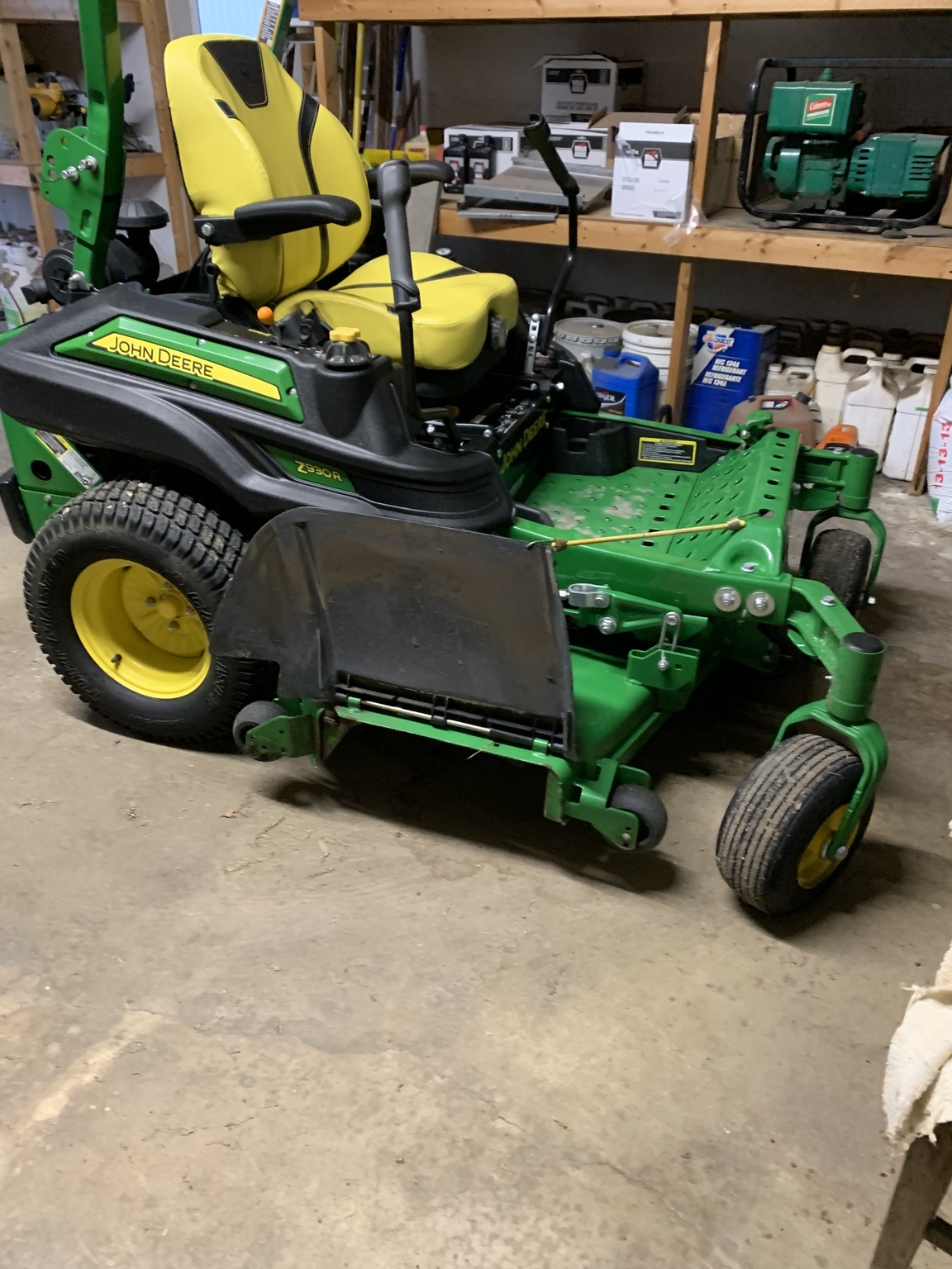2019 John Deere Z930R Lawn Mower
