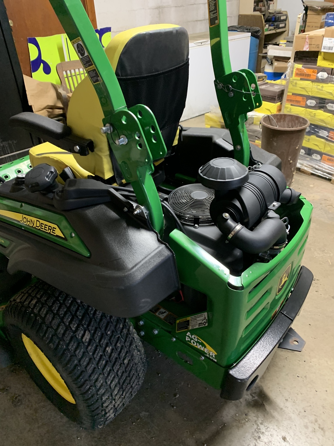 2019 John Deere Z930R Lawn Mower