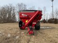2025 J&M 812-18 Grain Cart