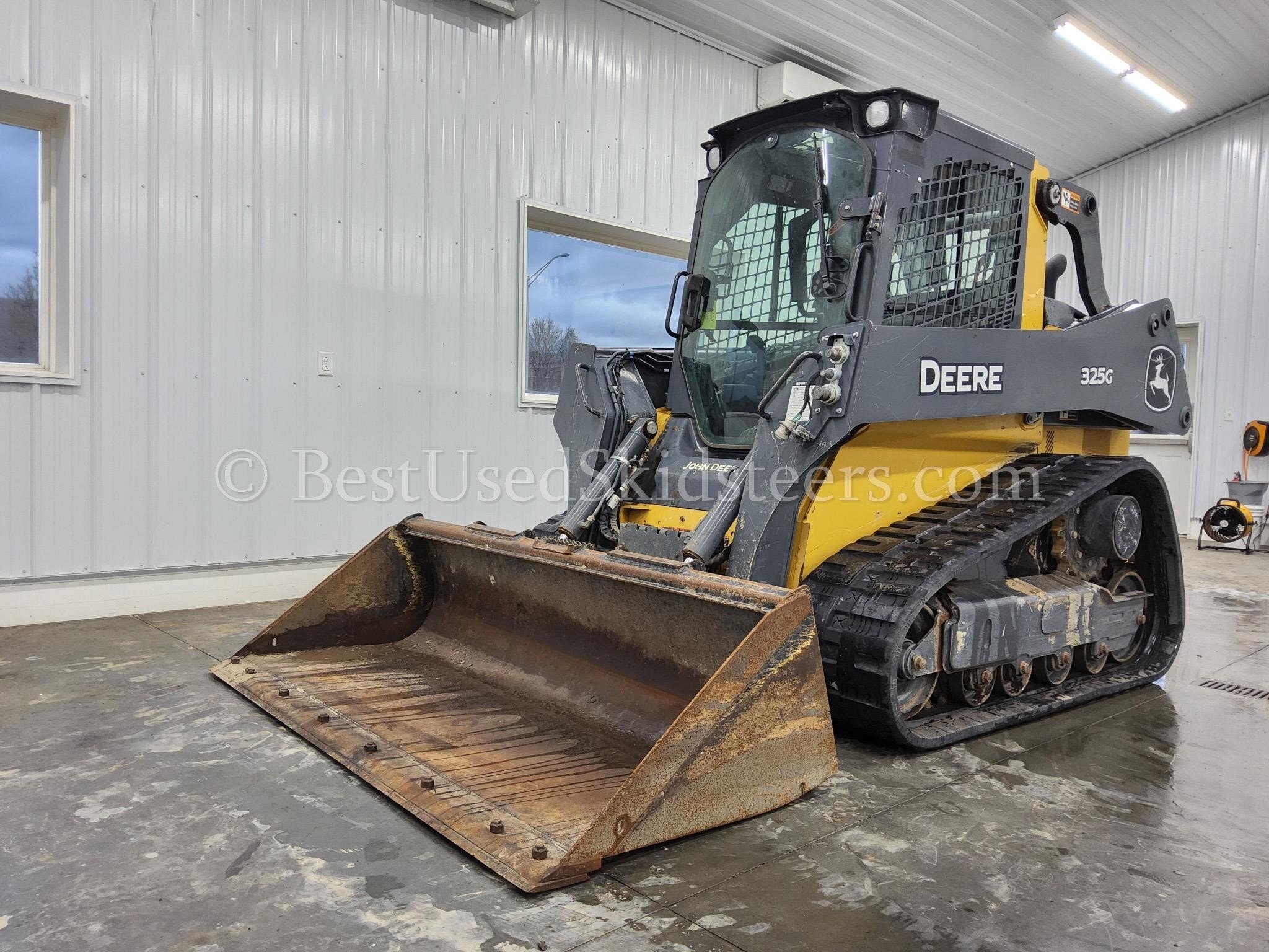 2023 Deere 325G Skid Steer