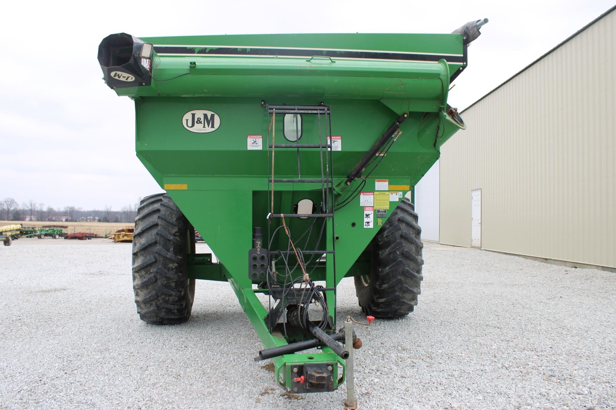 J&M 620-14 Grain Cart