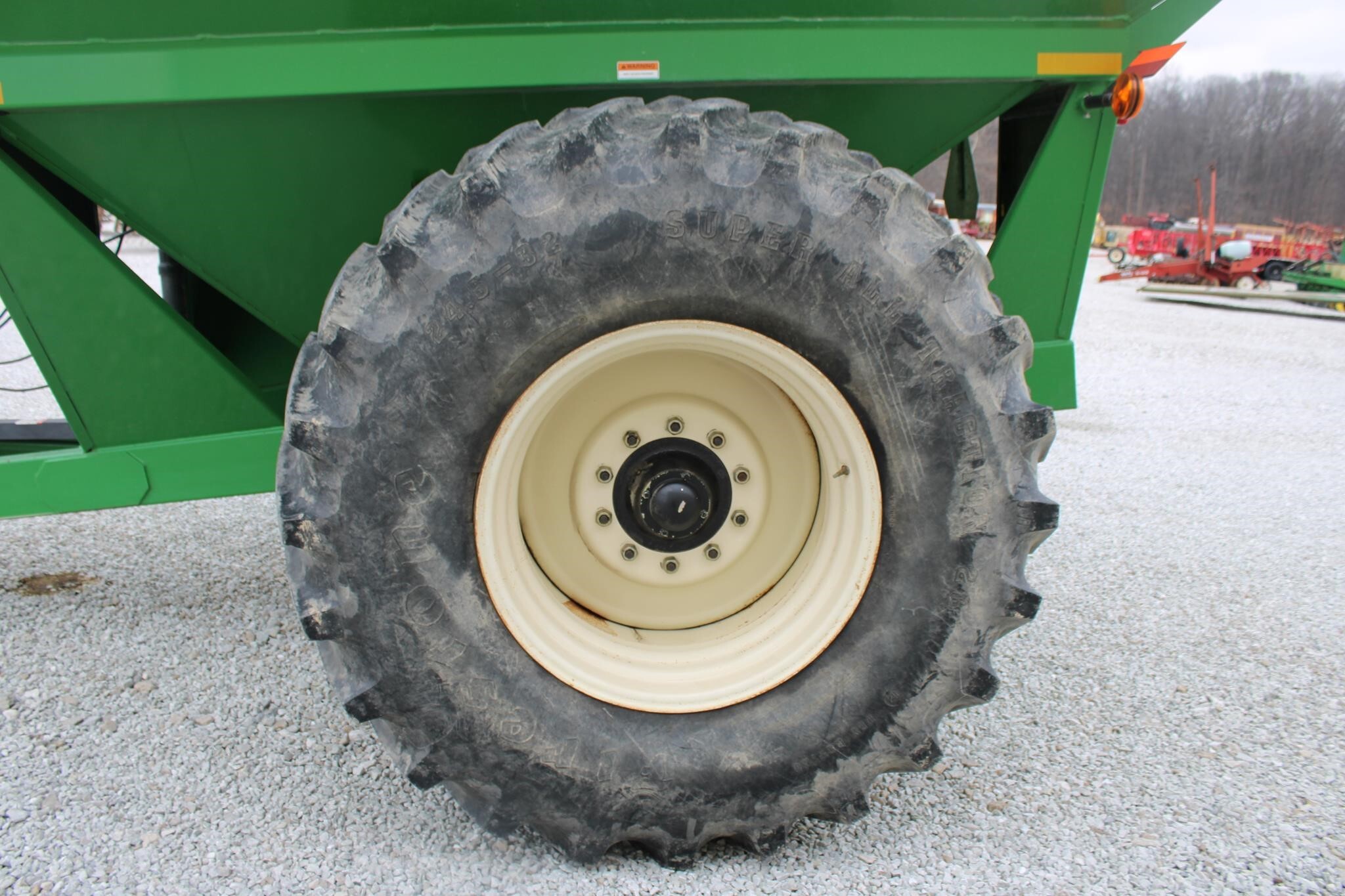  J&M 620-14 Grain Cart