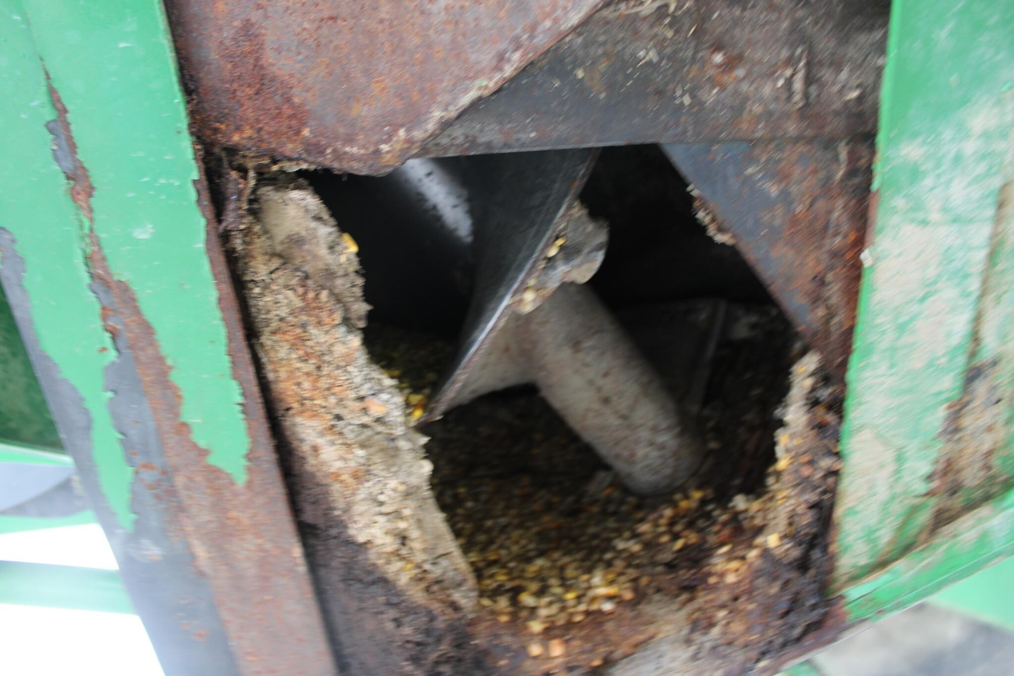  J&M 620-14 Grain Cart