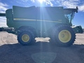 2017 John Deere S680 Combine