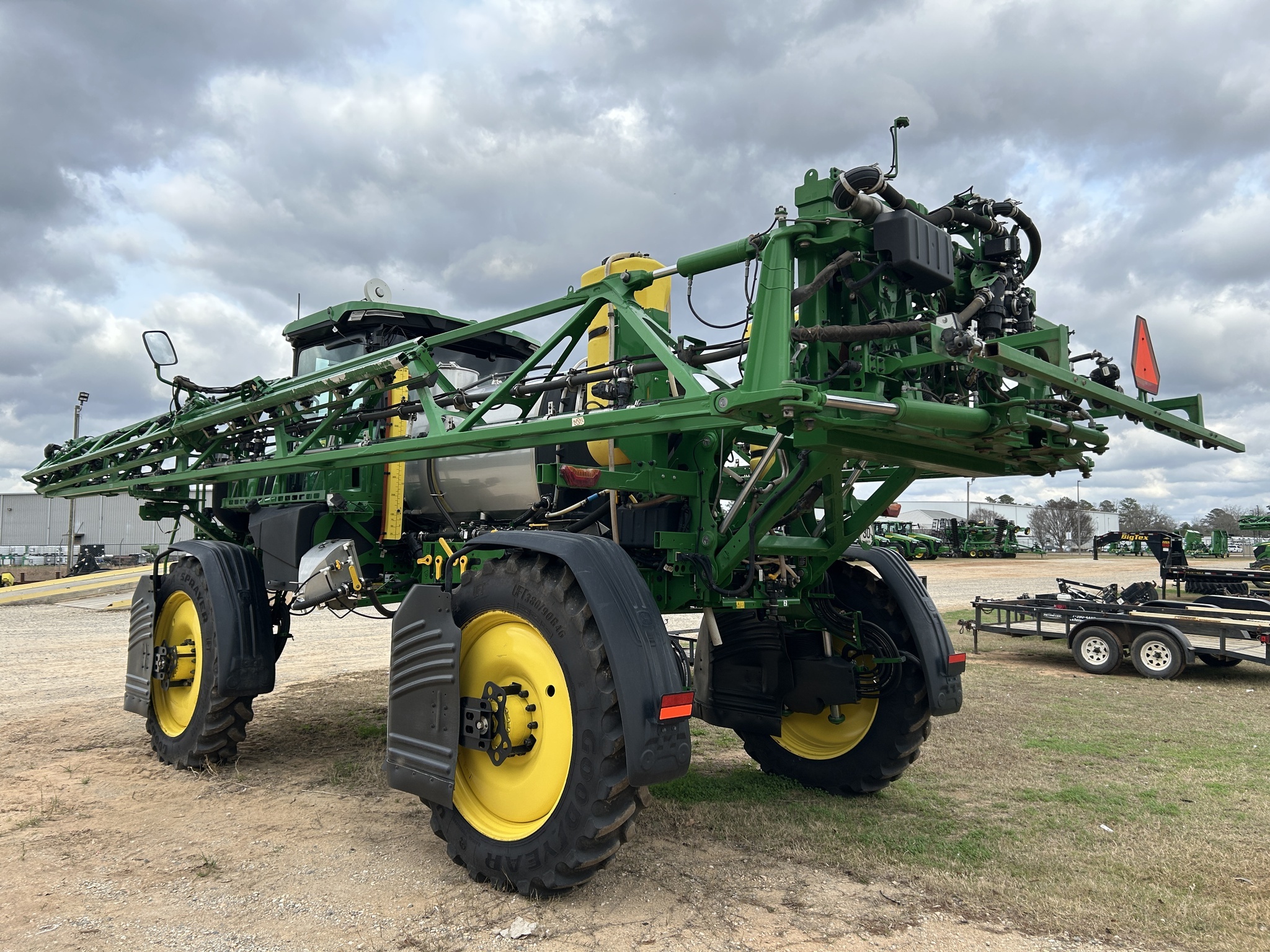 2025 John Deere 408R Self-Propelled Sprayer