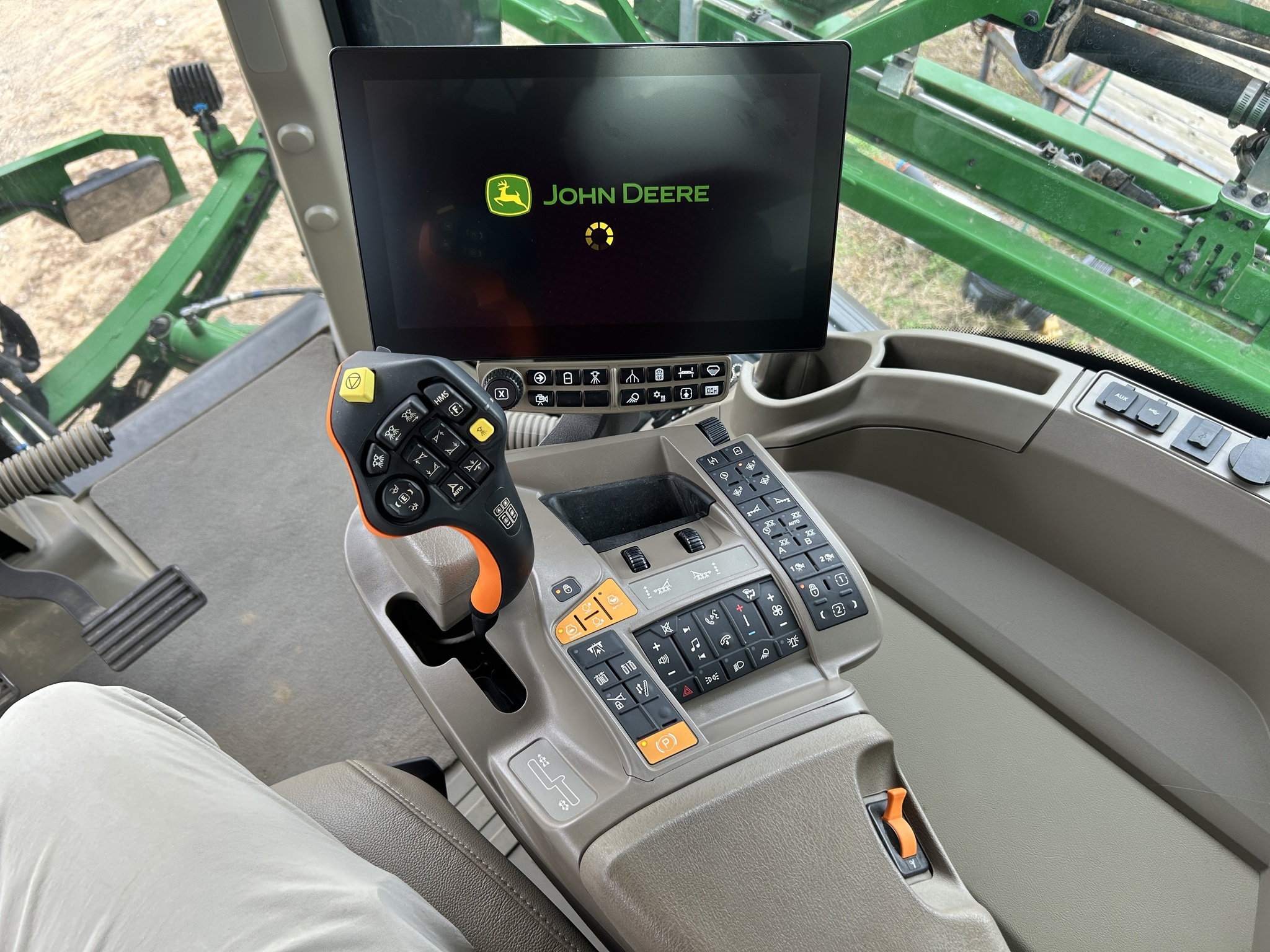 2025 John Deere 408R Self-Propelled Sprayer